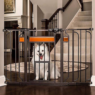 Carlson Pet Products Carlson Home Design Extra Wide Walk Thru Pet Gate with Small Pet DOOR, Includes
