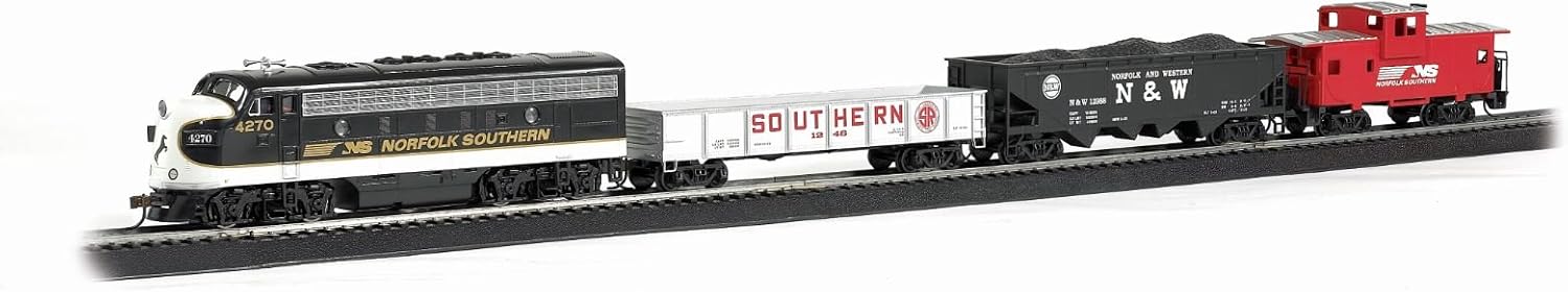 Bachmann Trains - Thoroughbred Ready To Run Electric Train Set - HO Scale