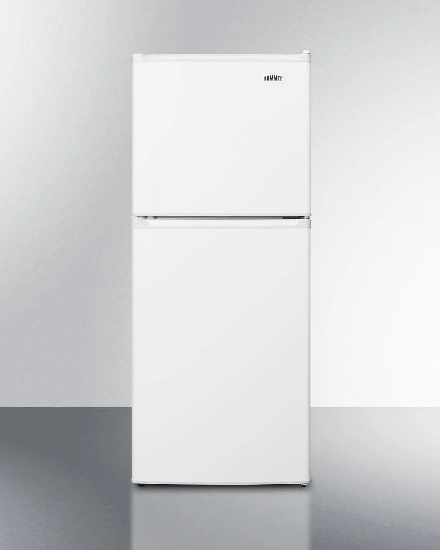 19" Wide Top Mount Refrigerator-Freezer