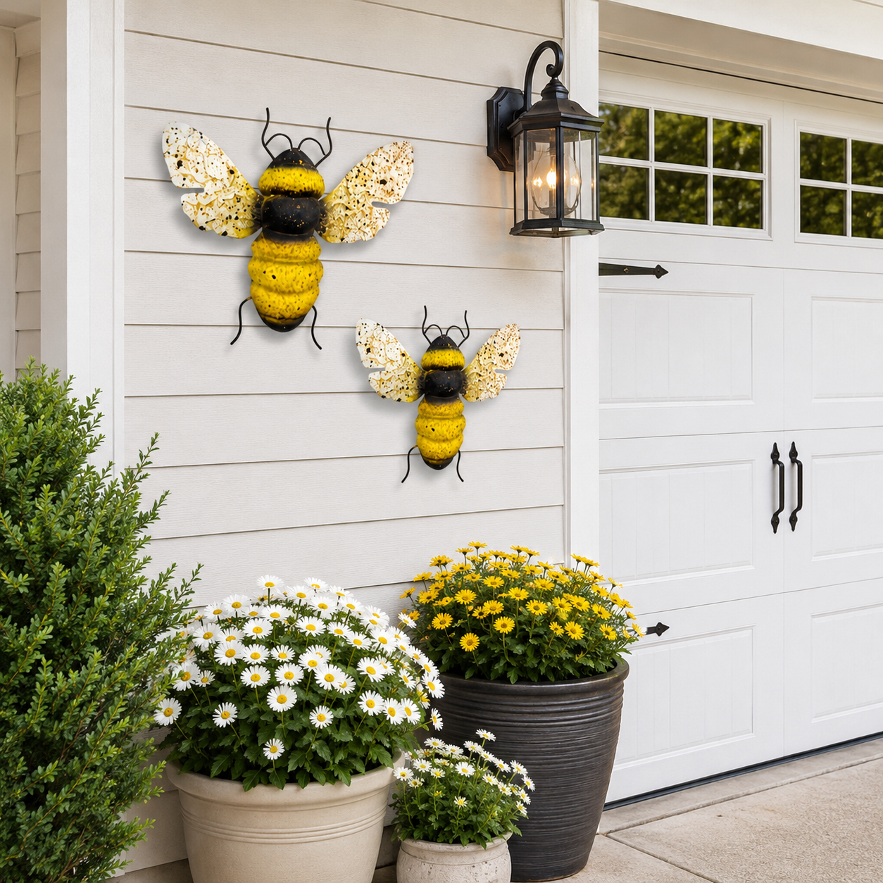 2-Piece Painted Bee Wall Decor Set – Rustic Metal Bee Garden & Porch Decorations