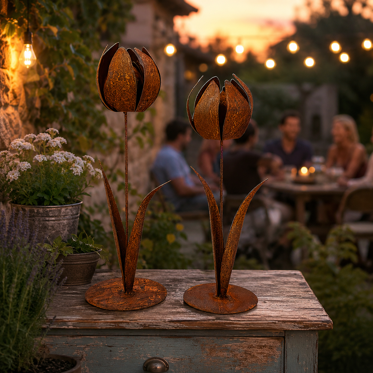 2pcs-Rustic Metal Tulip Sculpture Home Decor
