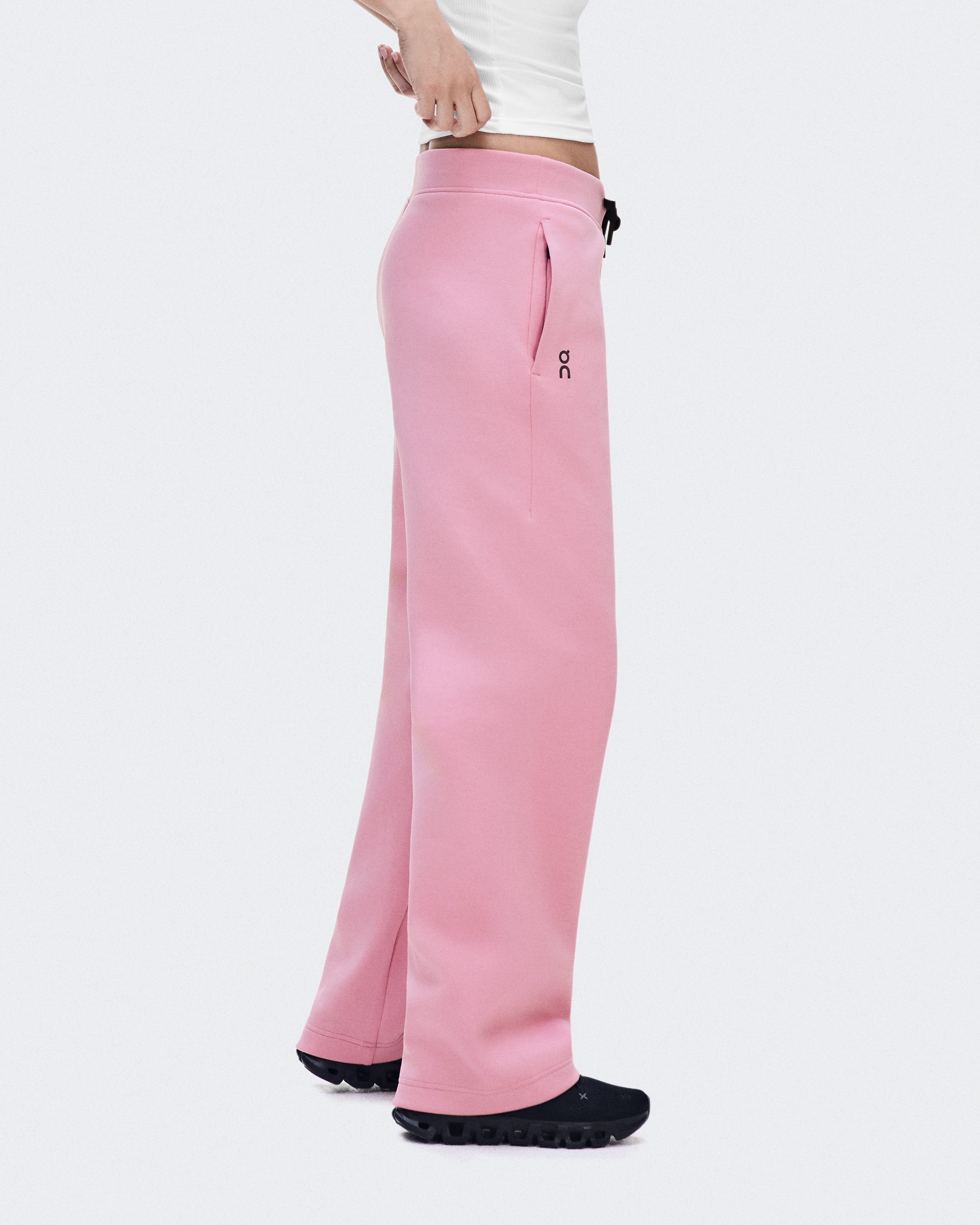 Focus Tech Sweatpants - Magnolia
