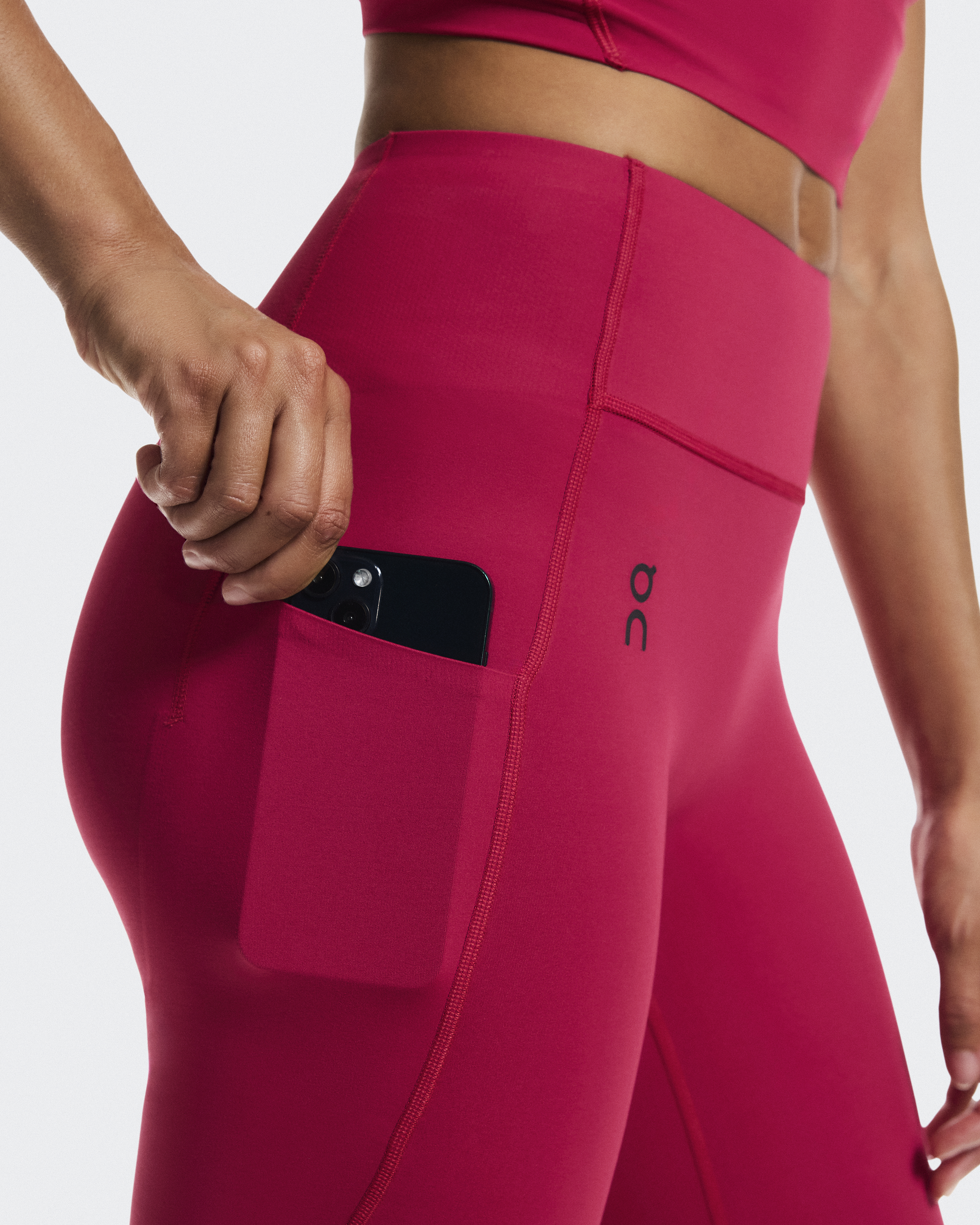 Studio Tights Short - Grenadine