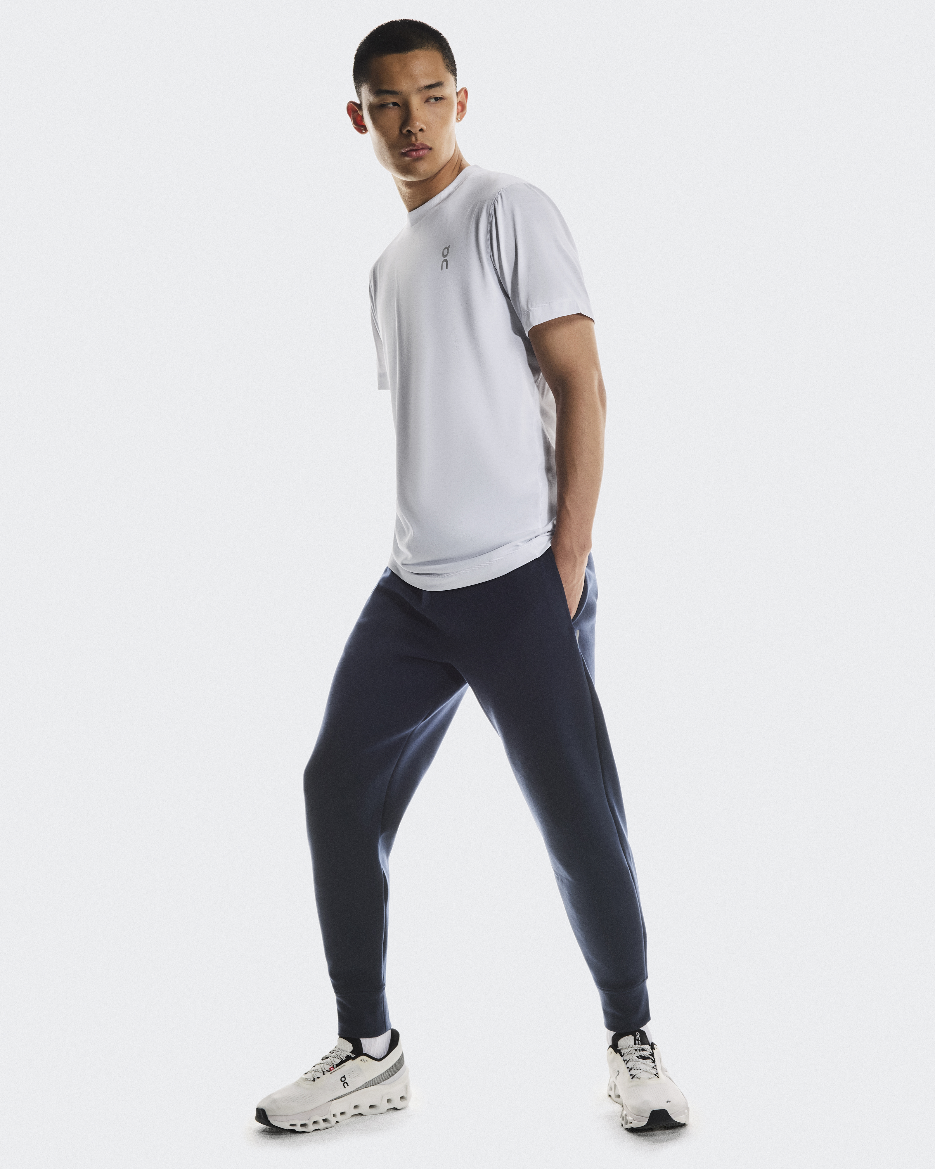 Focus Tech Sweatpants - Navy