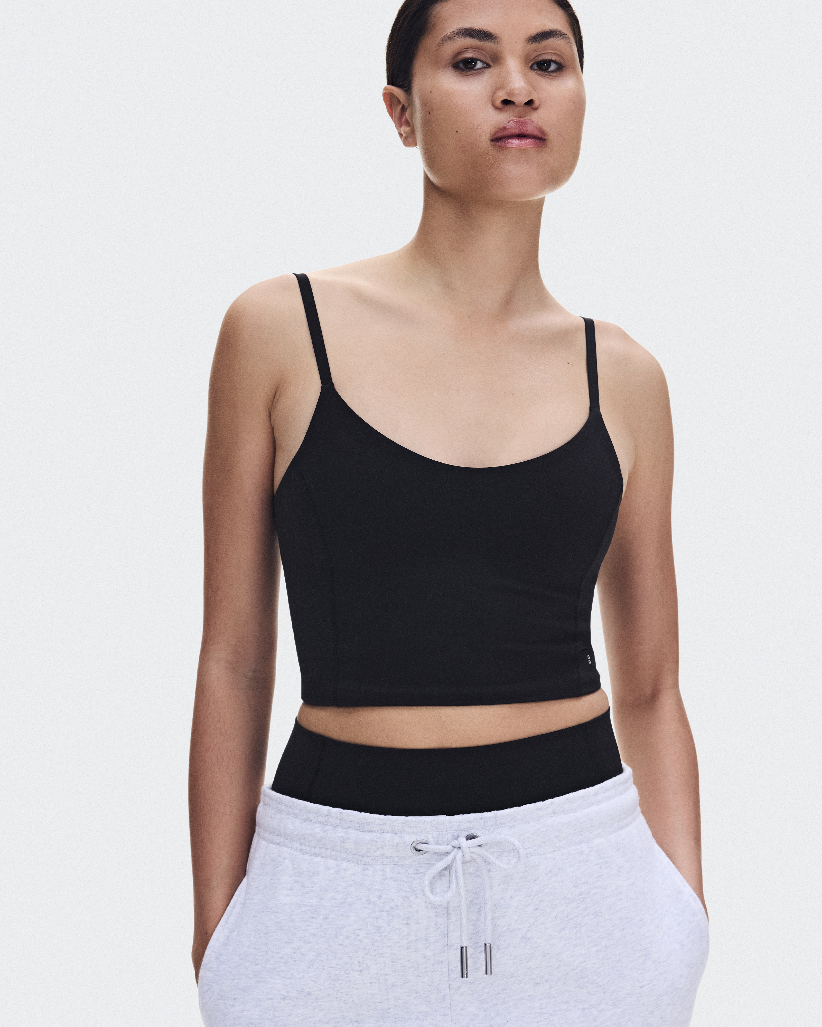 Studio Crop - Black