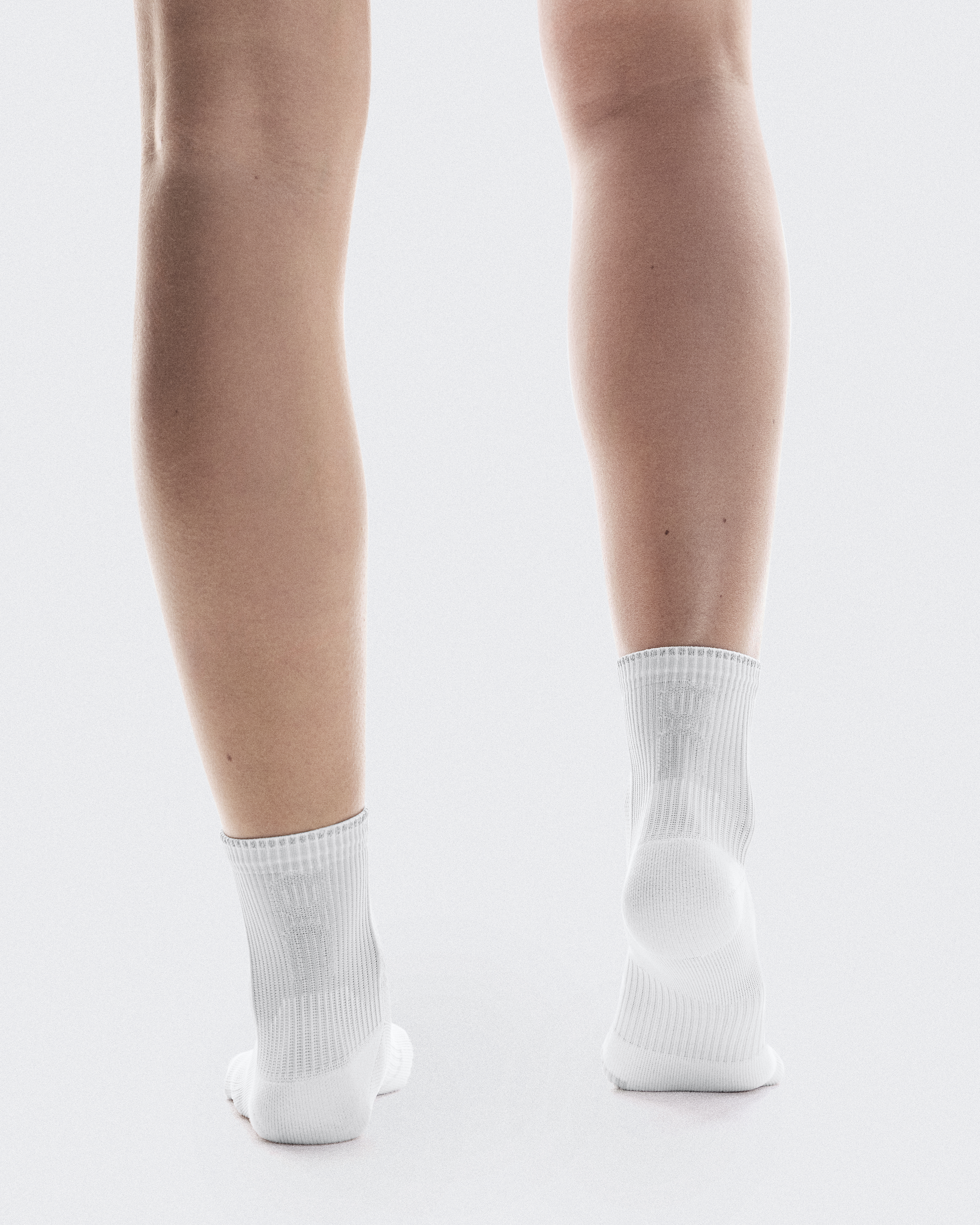 Performance Run Sock Mid - White | Glacier