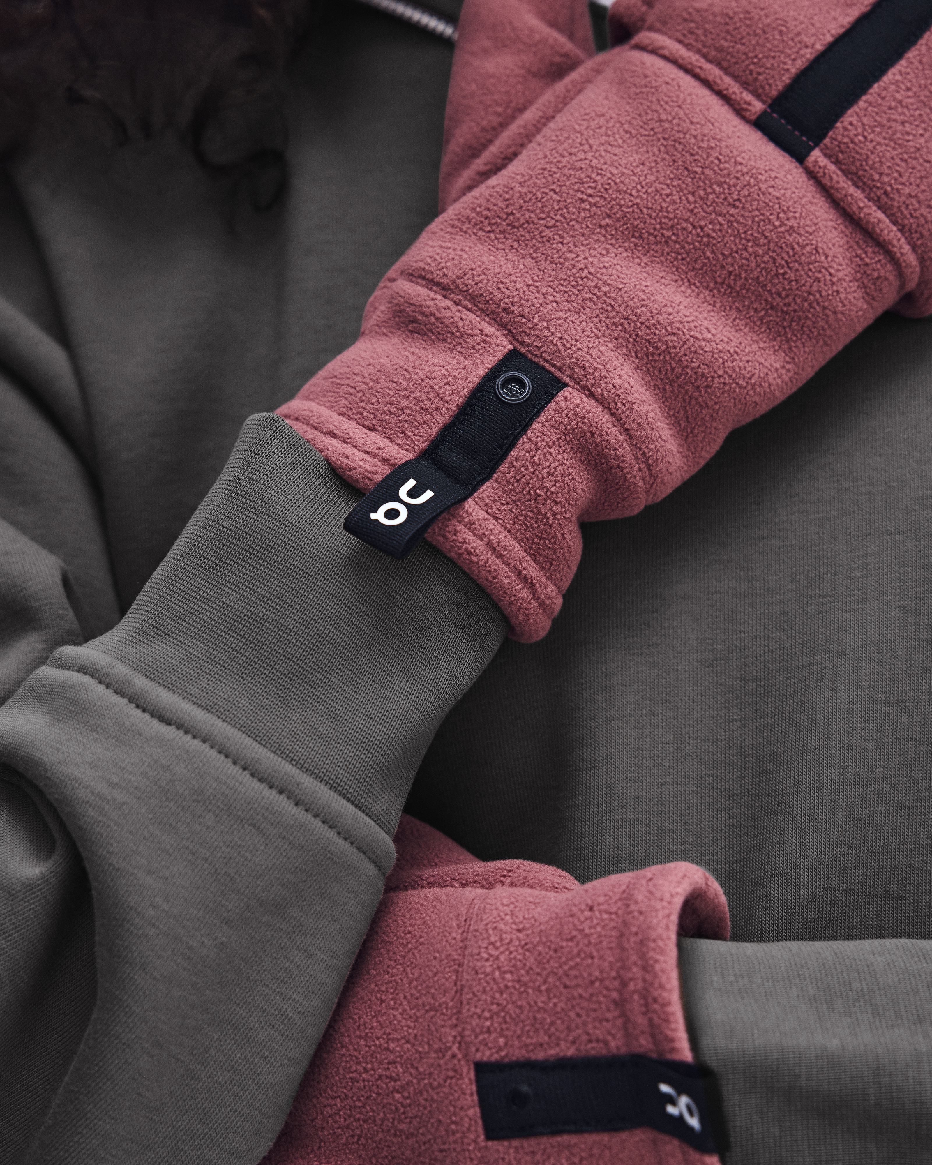 Fleece Mitten - Barberry