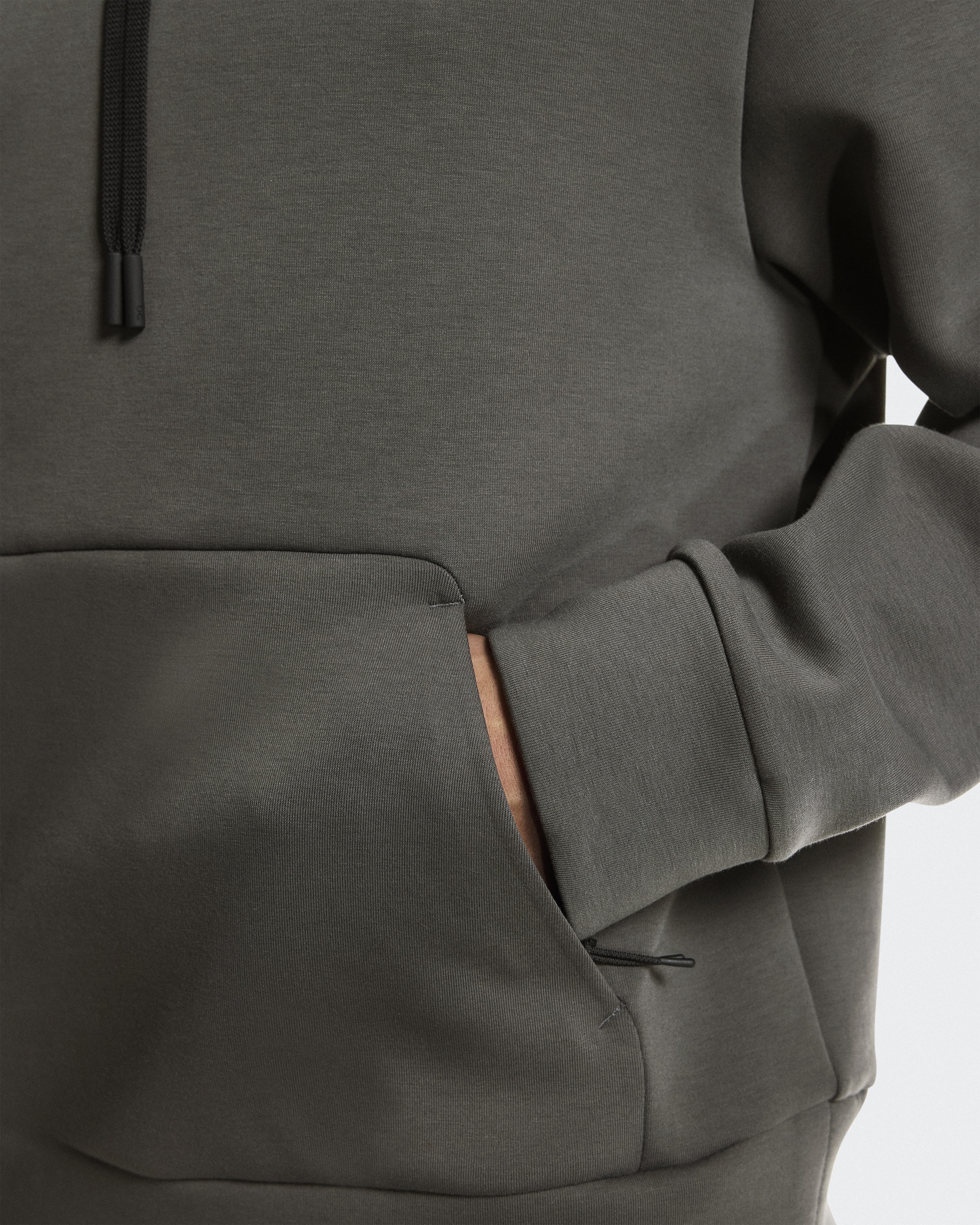 Focus Tech Hoodie - Shadow