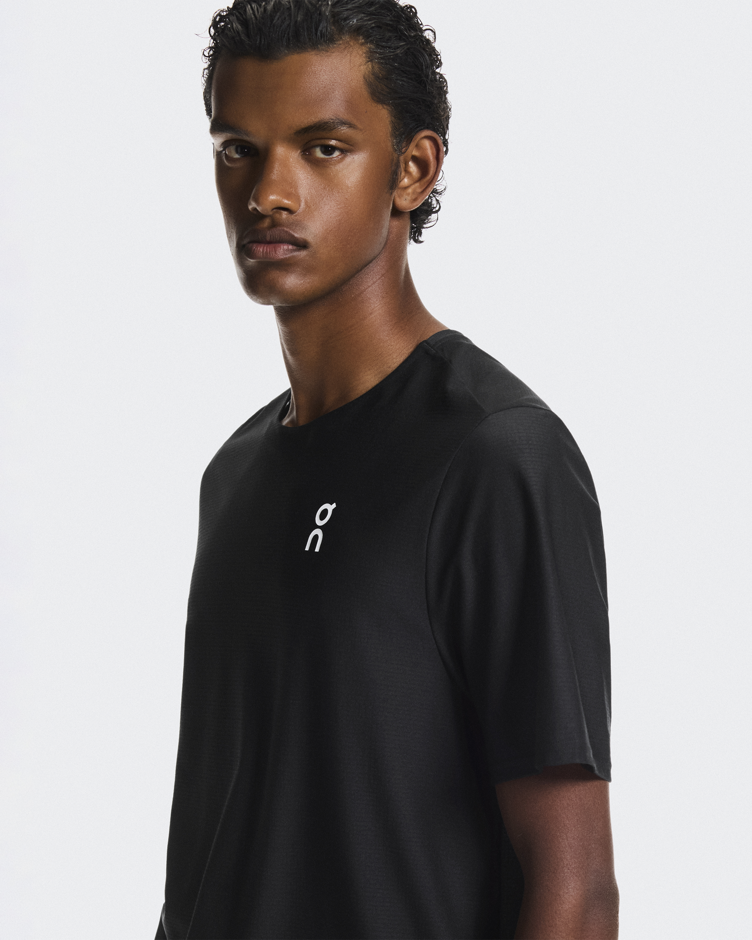 Court-T - Black