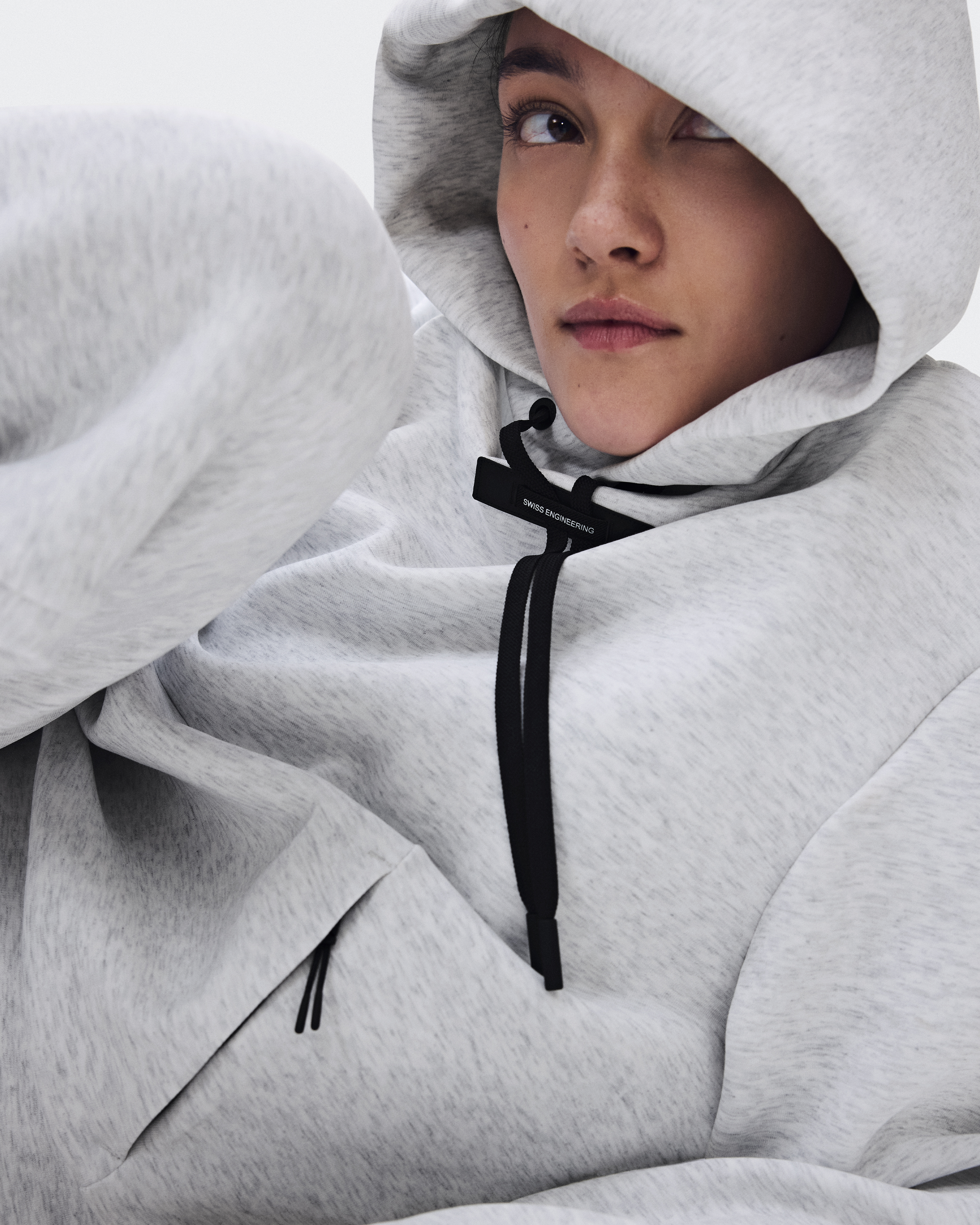 Focus Tech Hoodie - Crater