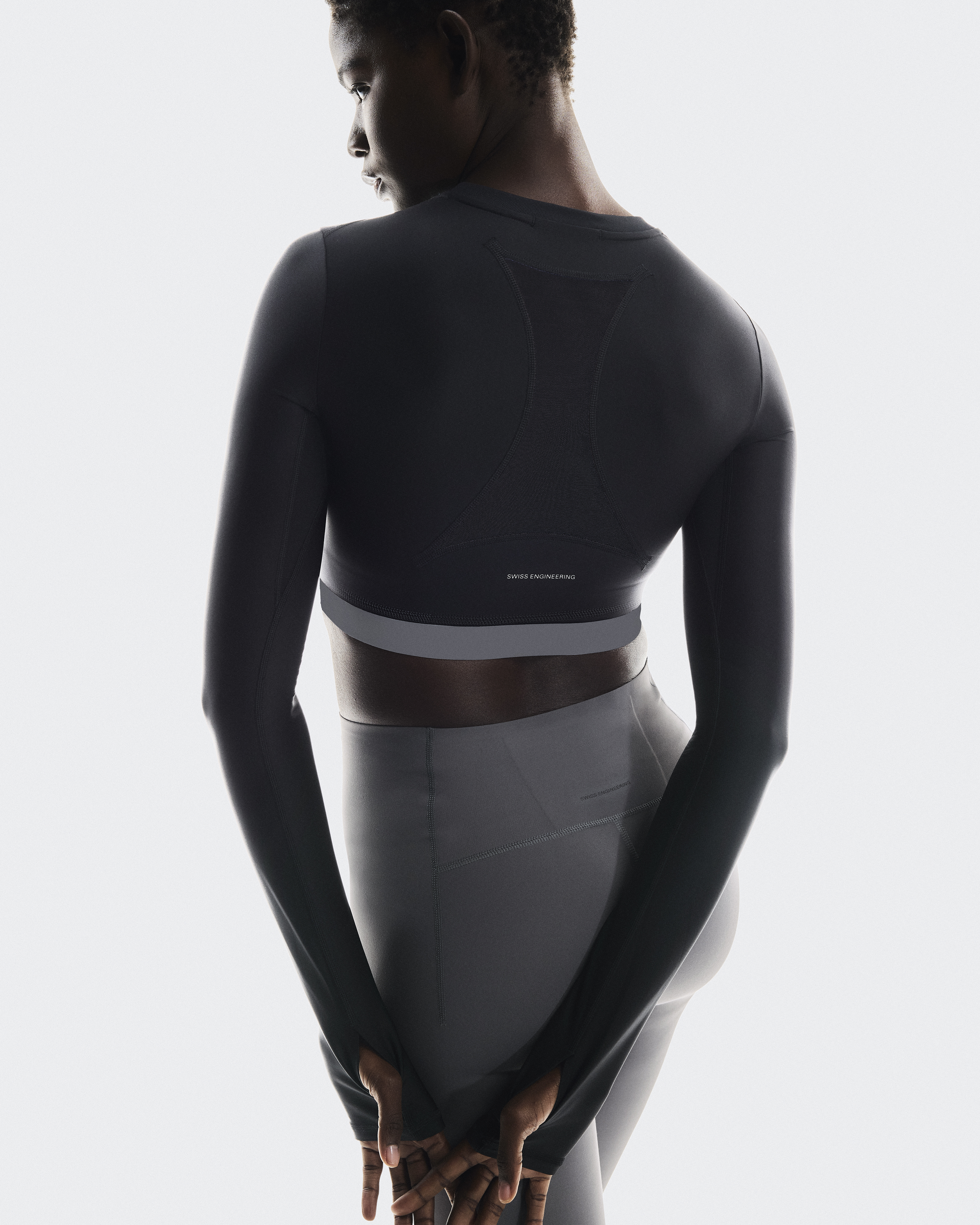 Train Long Sleeve Crop - Black