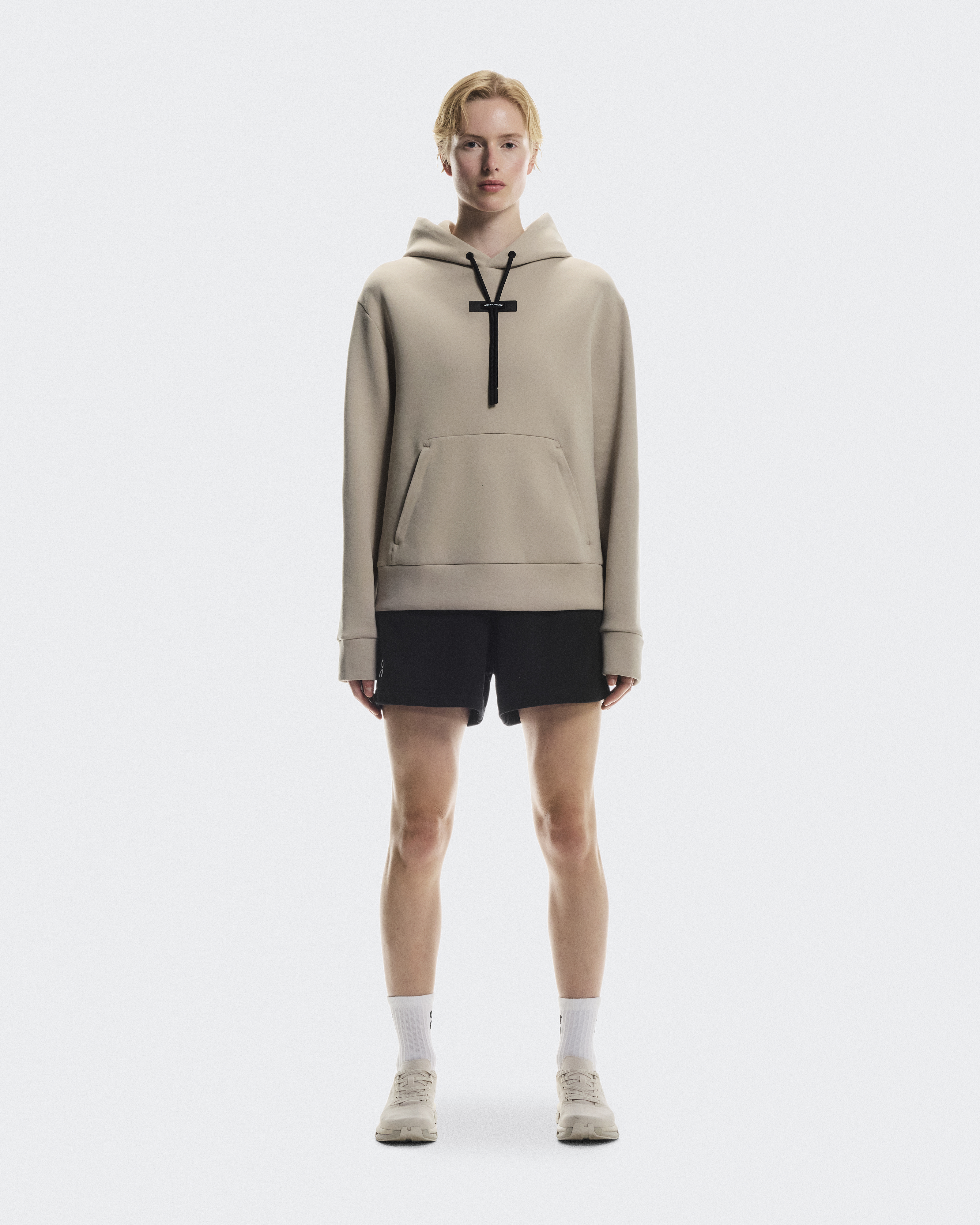 Focus Tech Hoodie - Desert
