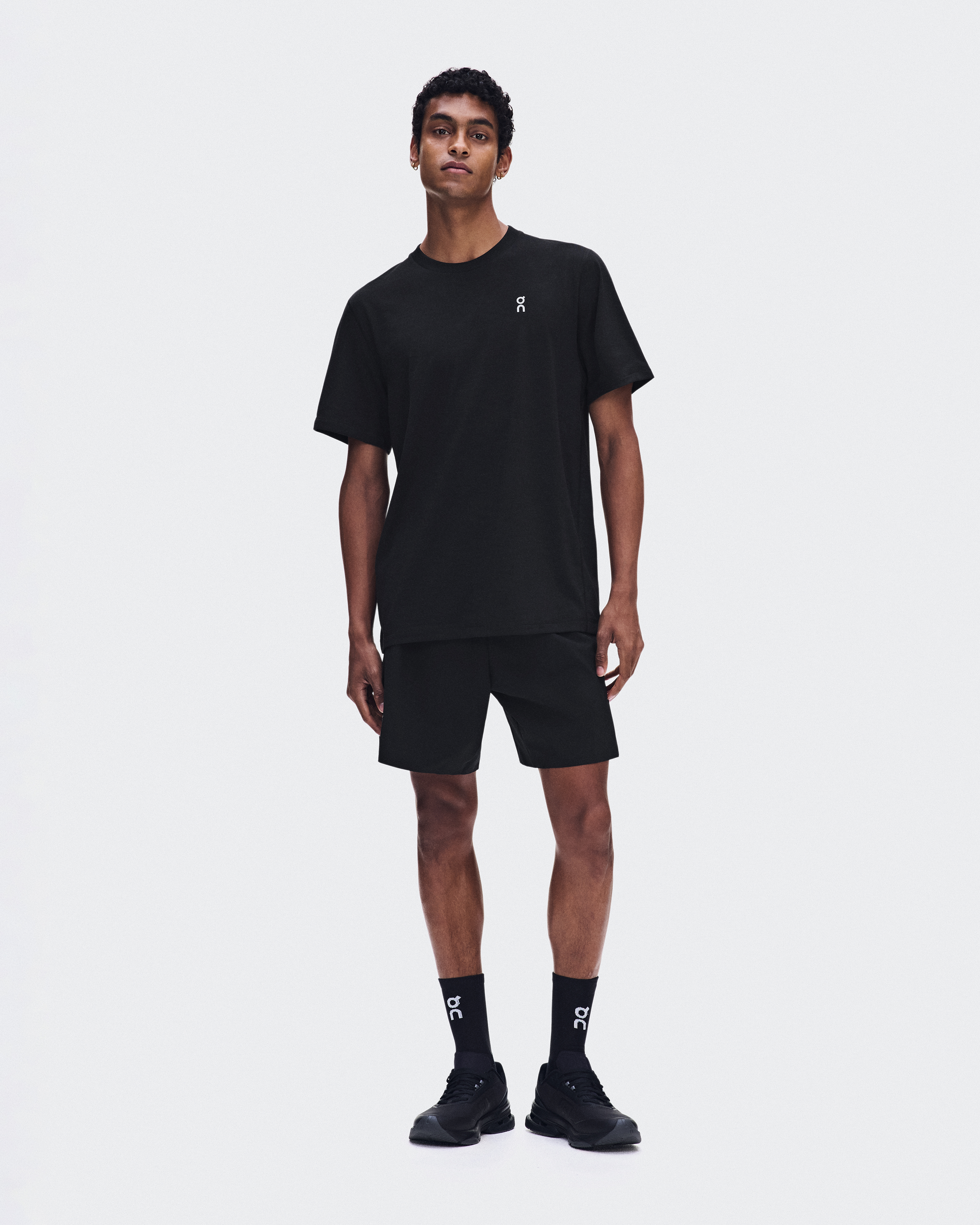 Train-T - Black
