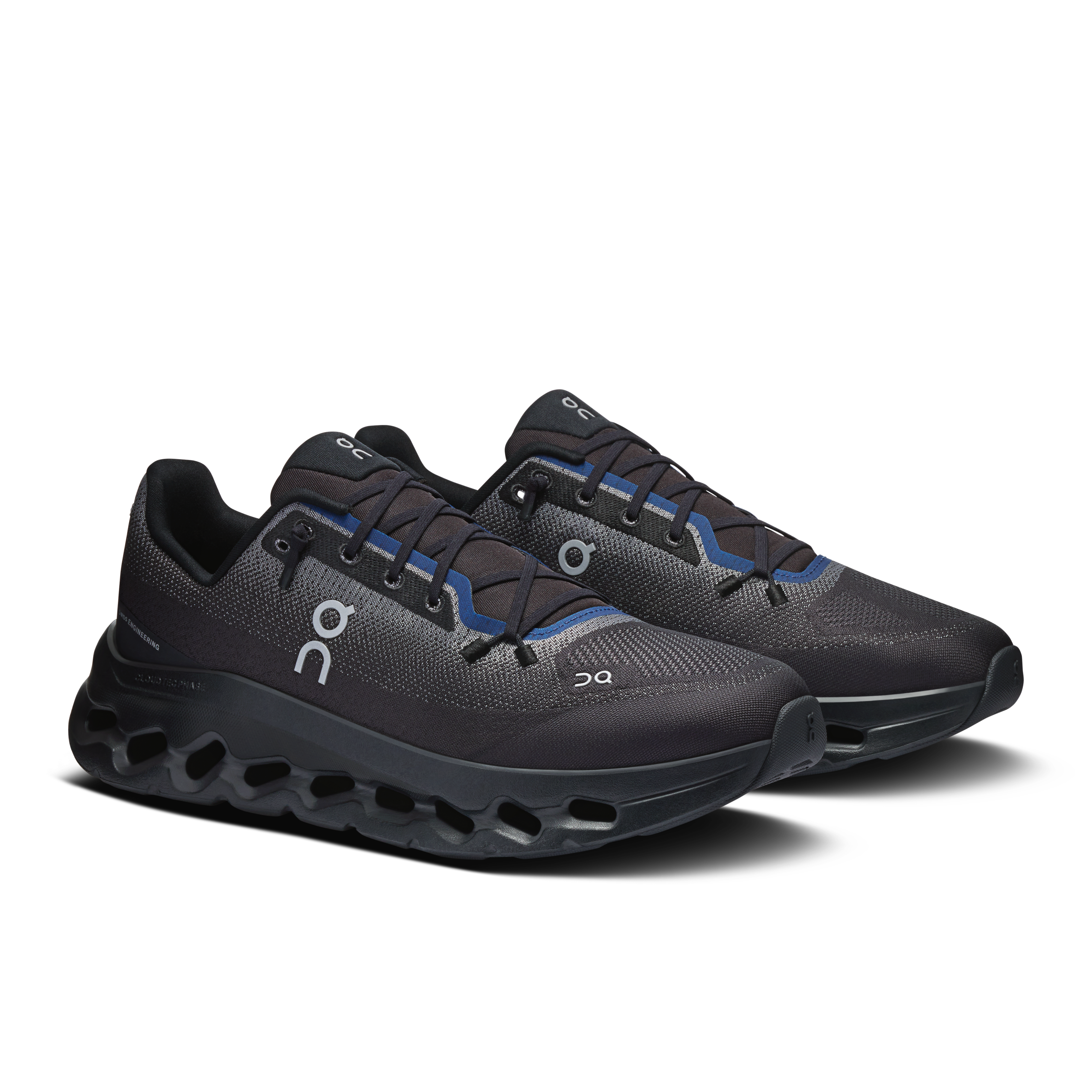 Cloudtilt - Black | Black