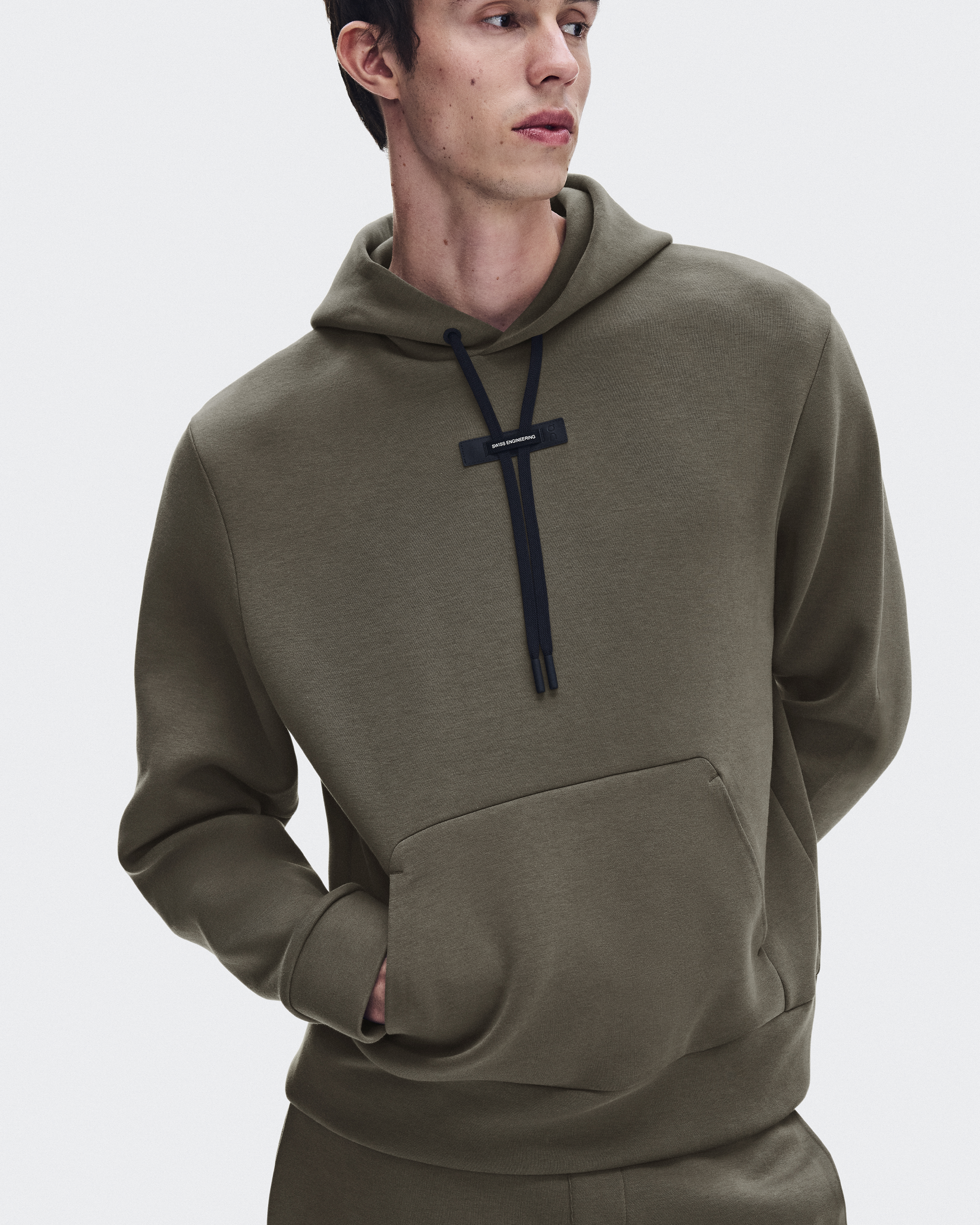 Focus Tech Hoodie - Bark