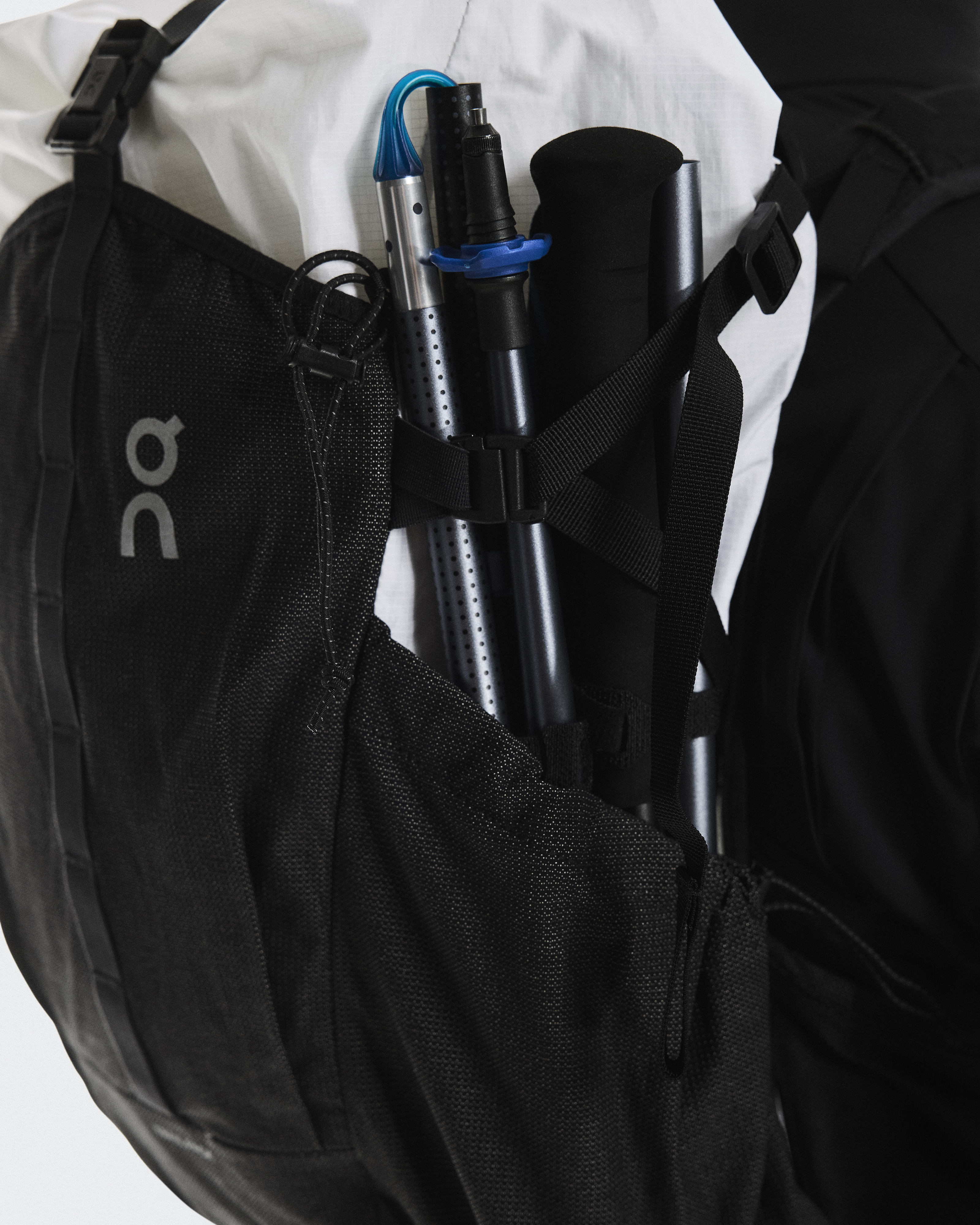 Trail Pack 20L - White | Black