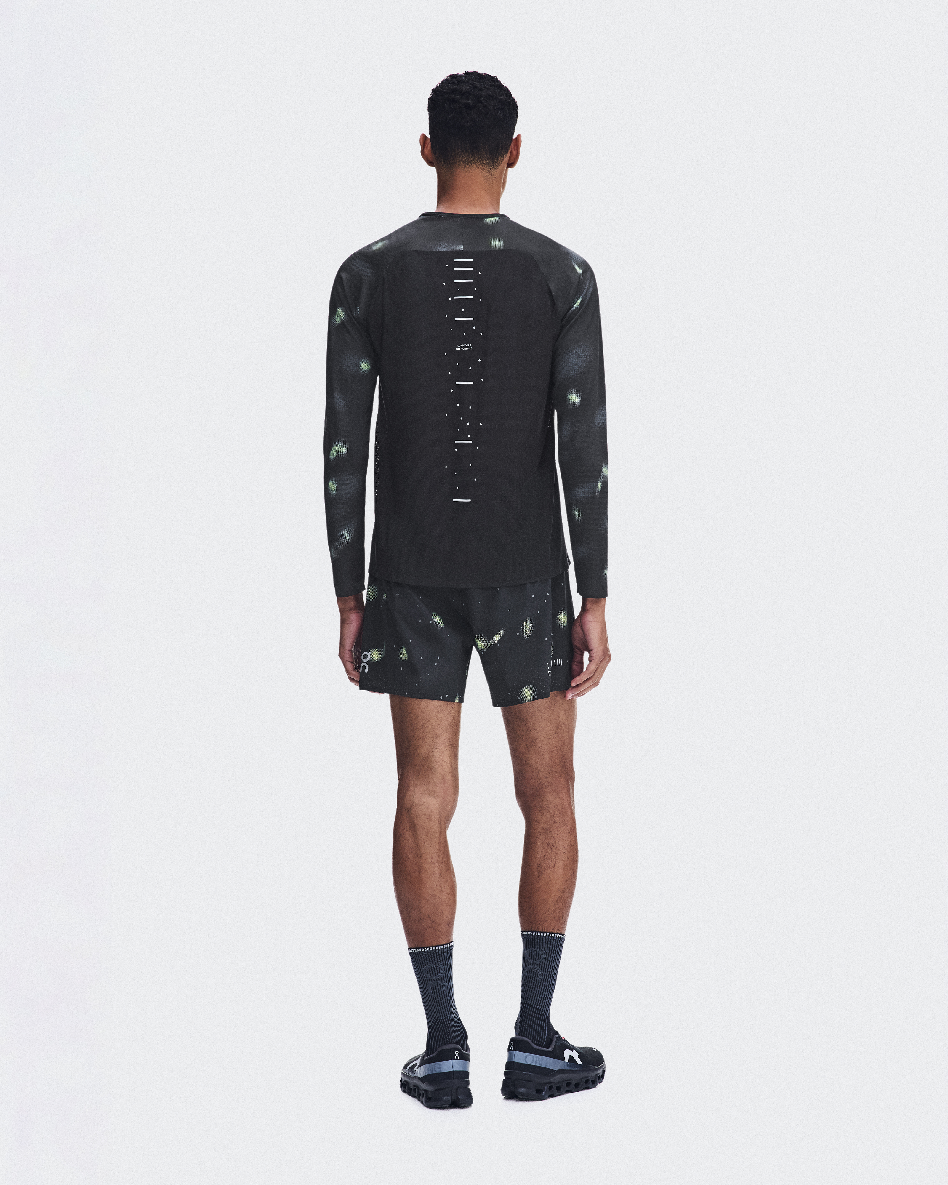 Performance Long-T Lumos - Black