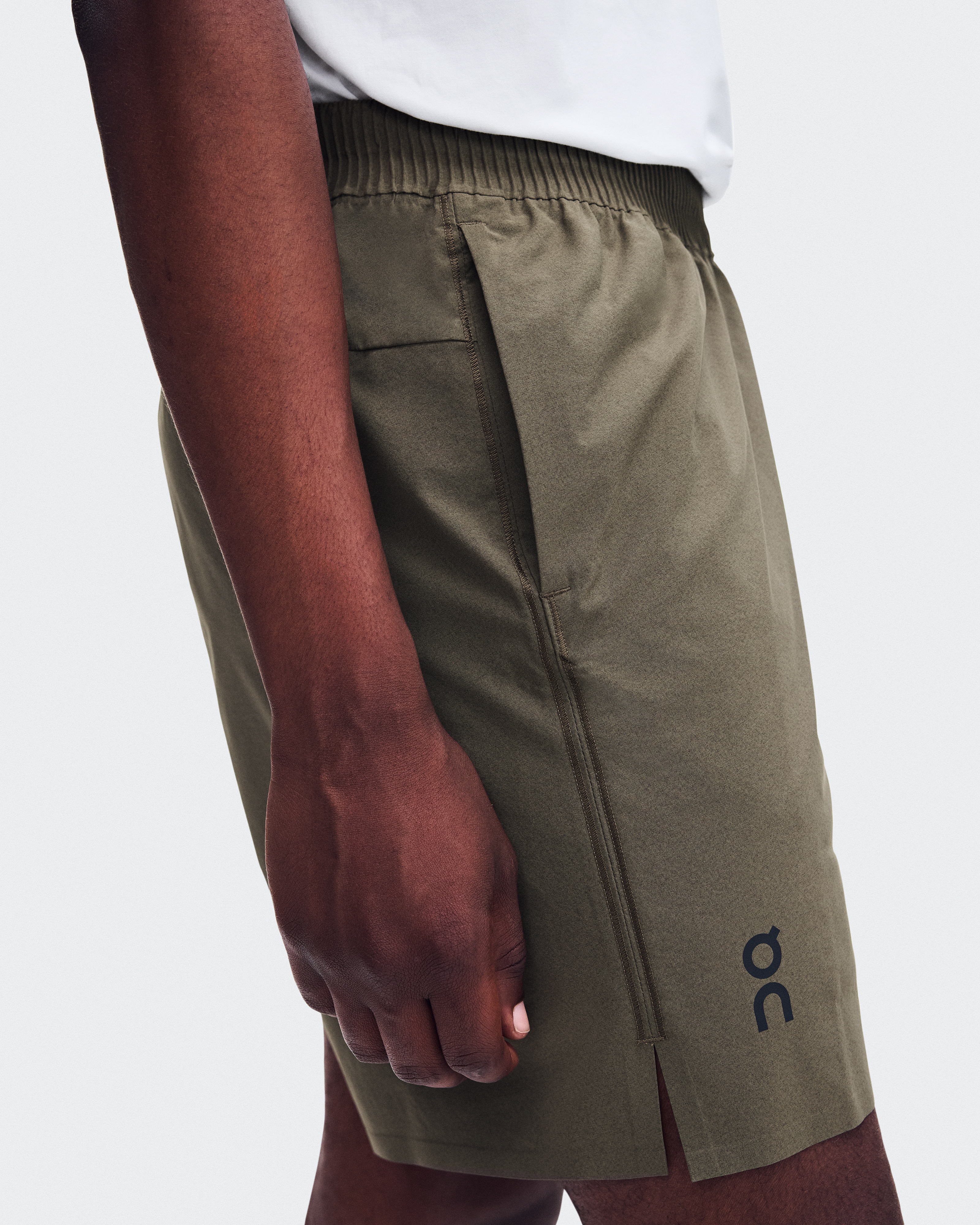 Focus Shorts - Bark