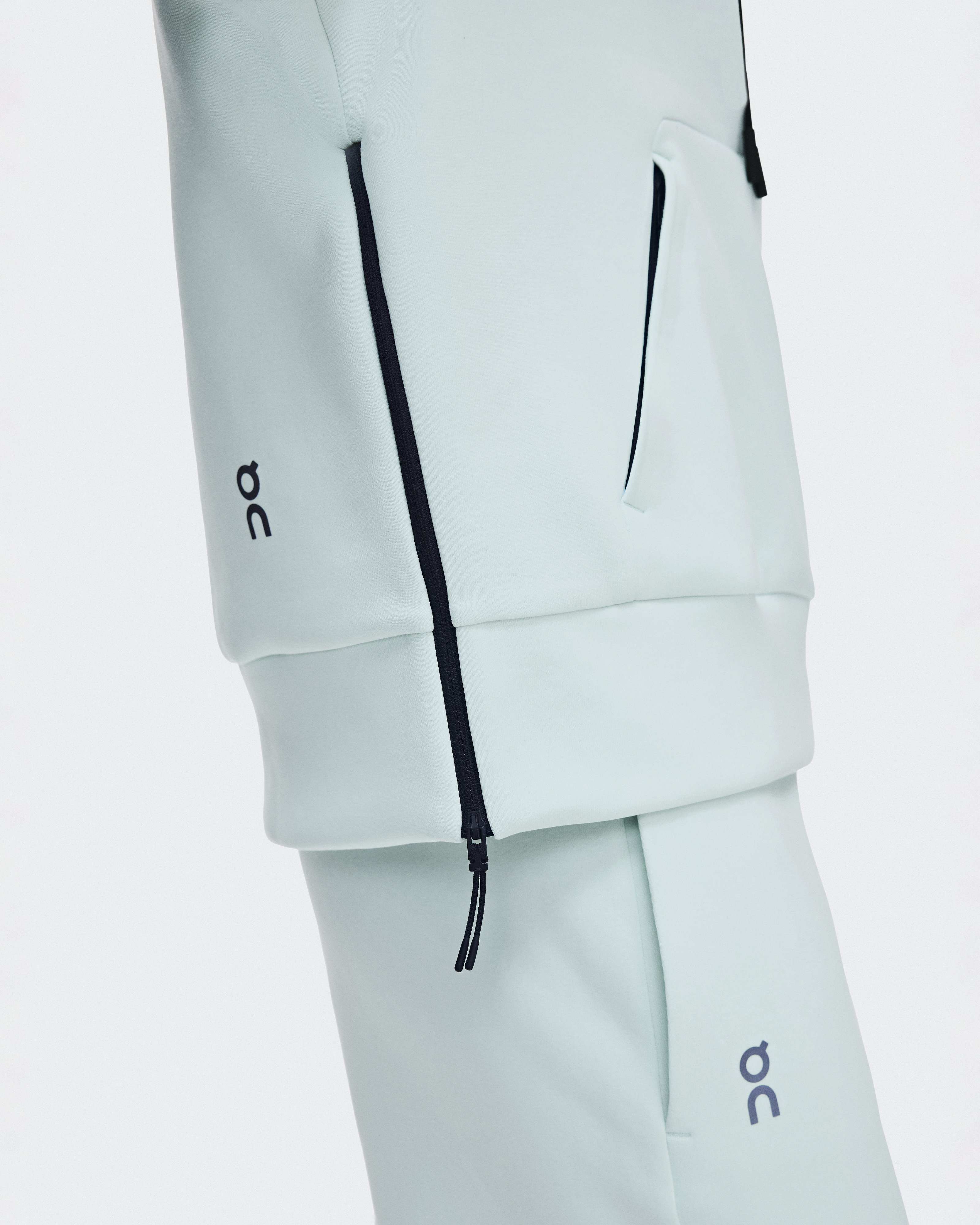 Focus Tech Hoodie - Flurry