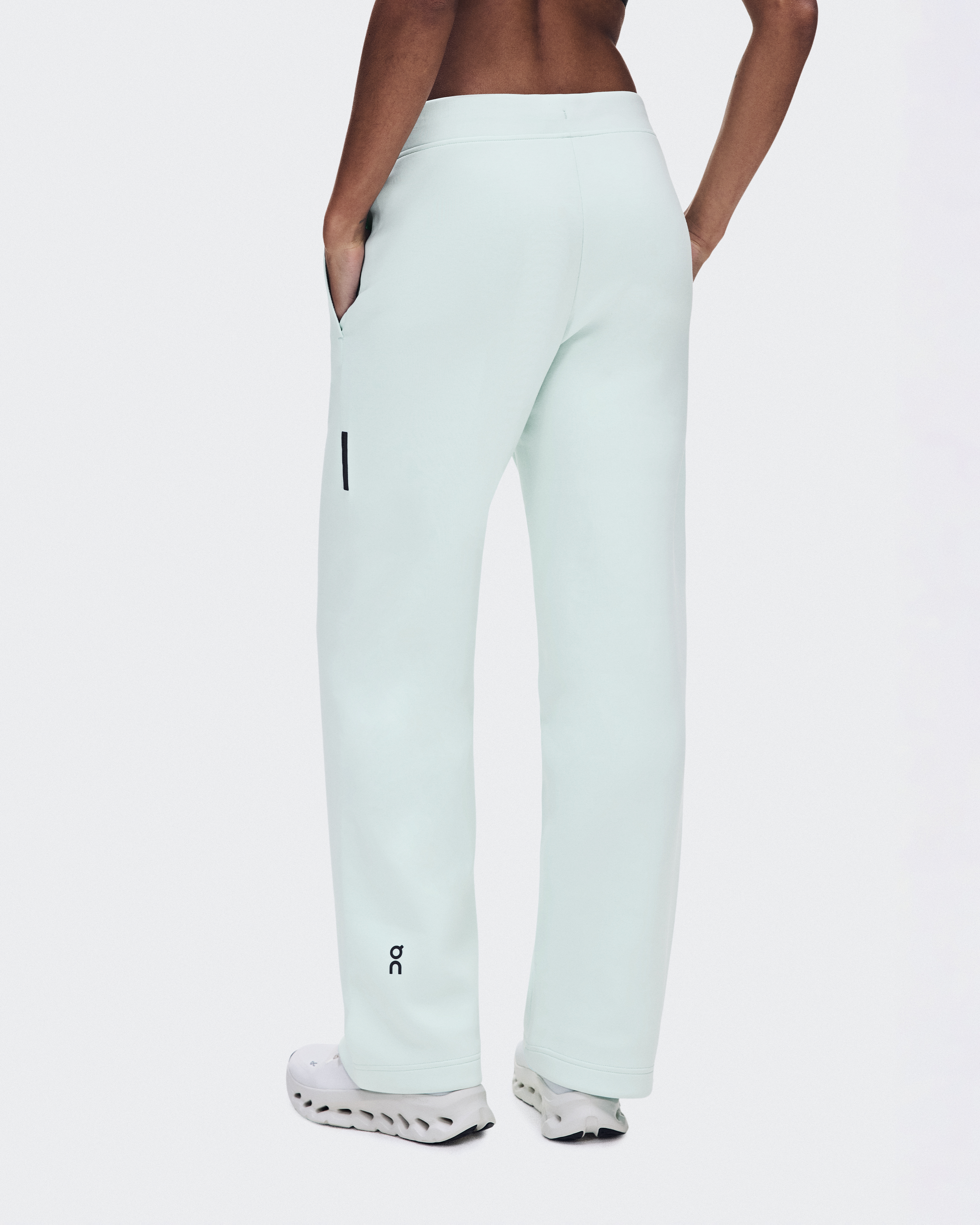 Focus Tech Sweatpants - Flurry