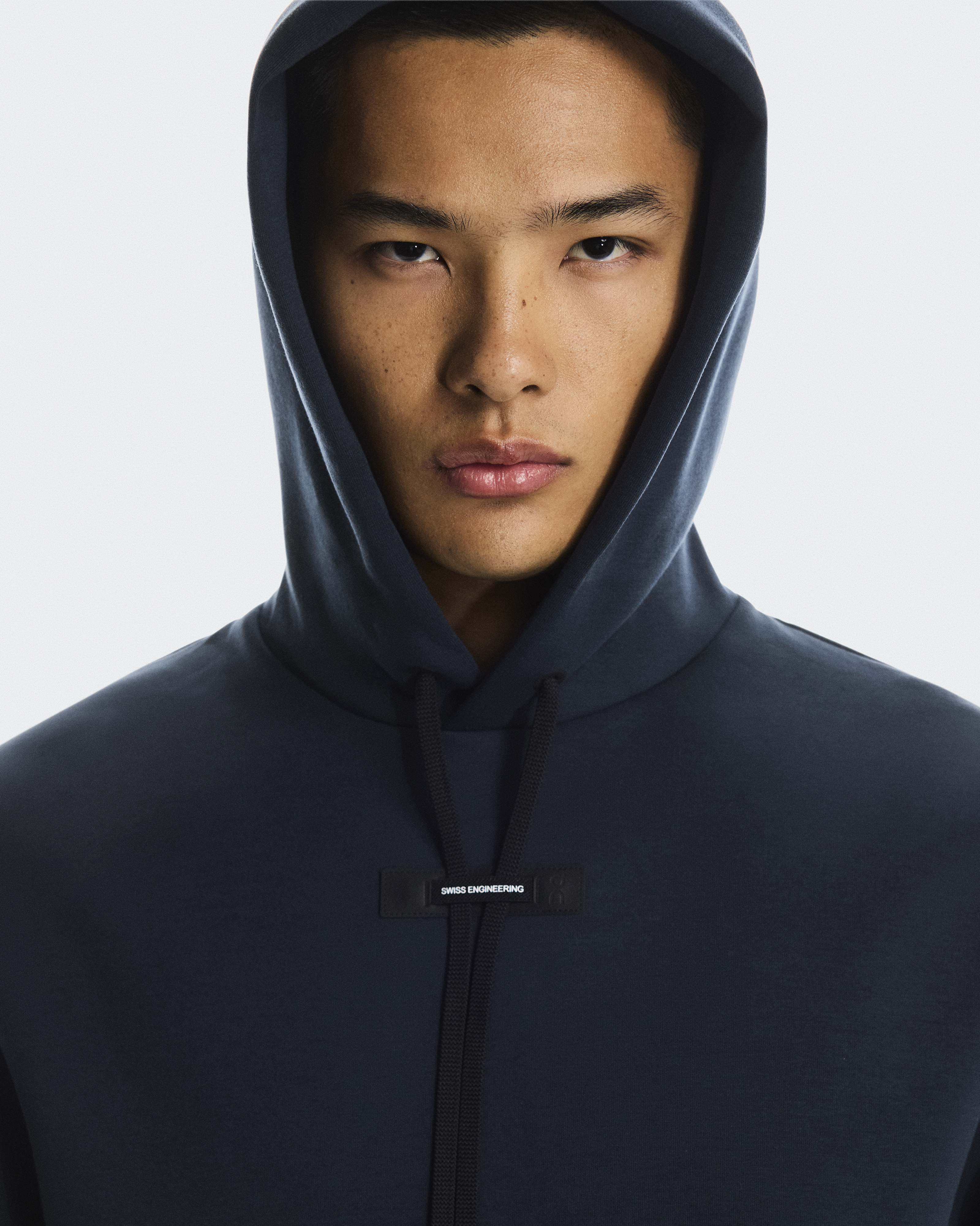 Focus Tech Hoodie - Navy
