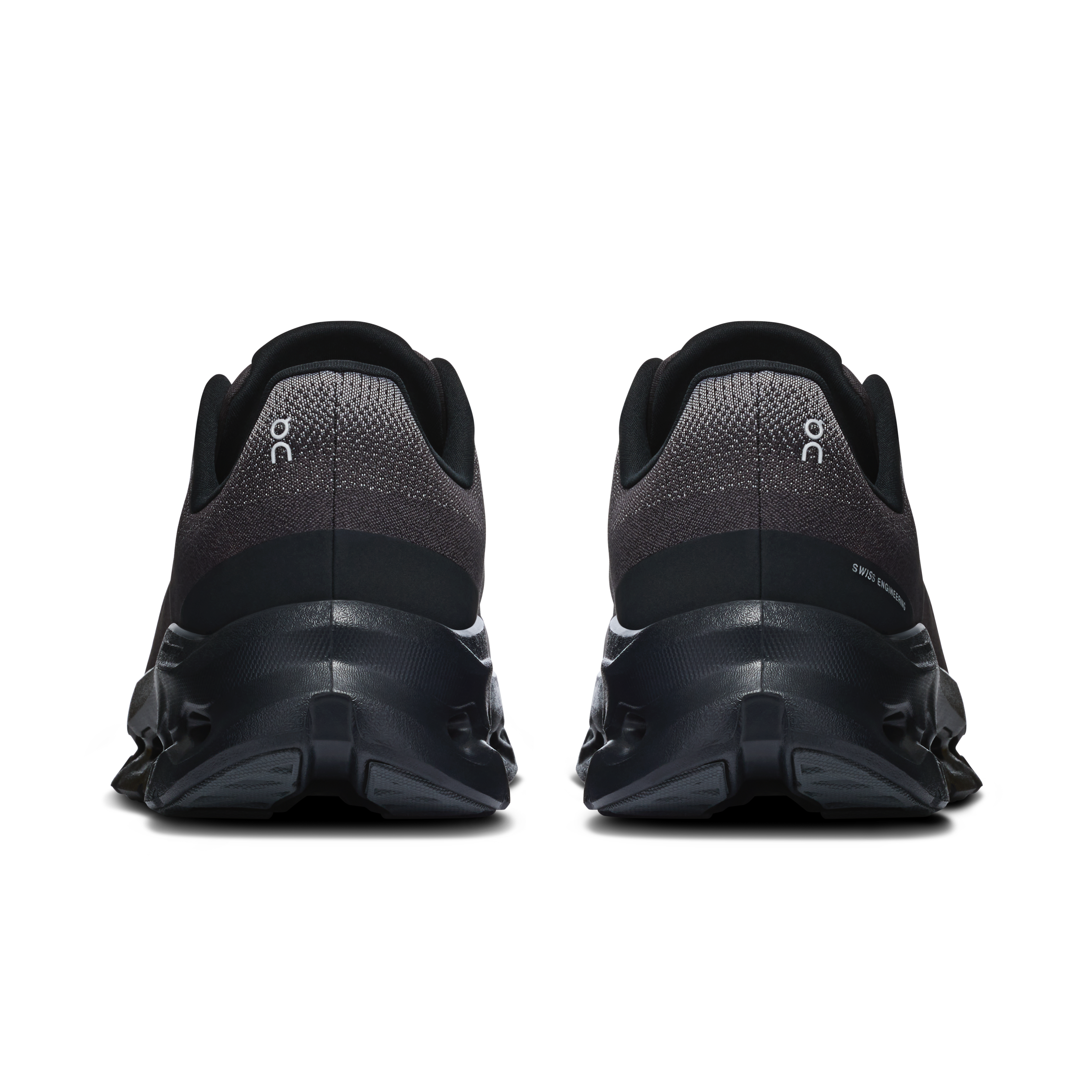Cloudtilt - Black | Black