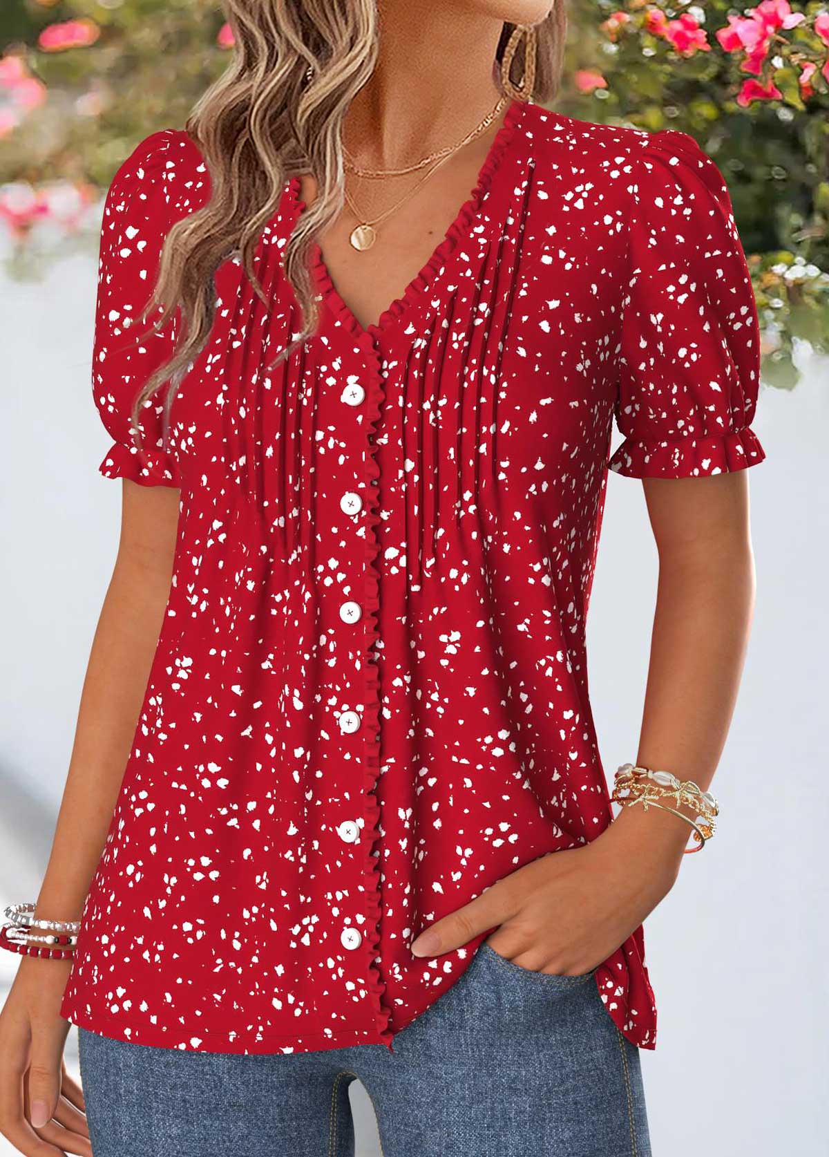 Geometric Print V-Neck T-Shirt – Casual Frill Sleeve Top with Flattering Tummy Coverage for Everyday Wear