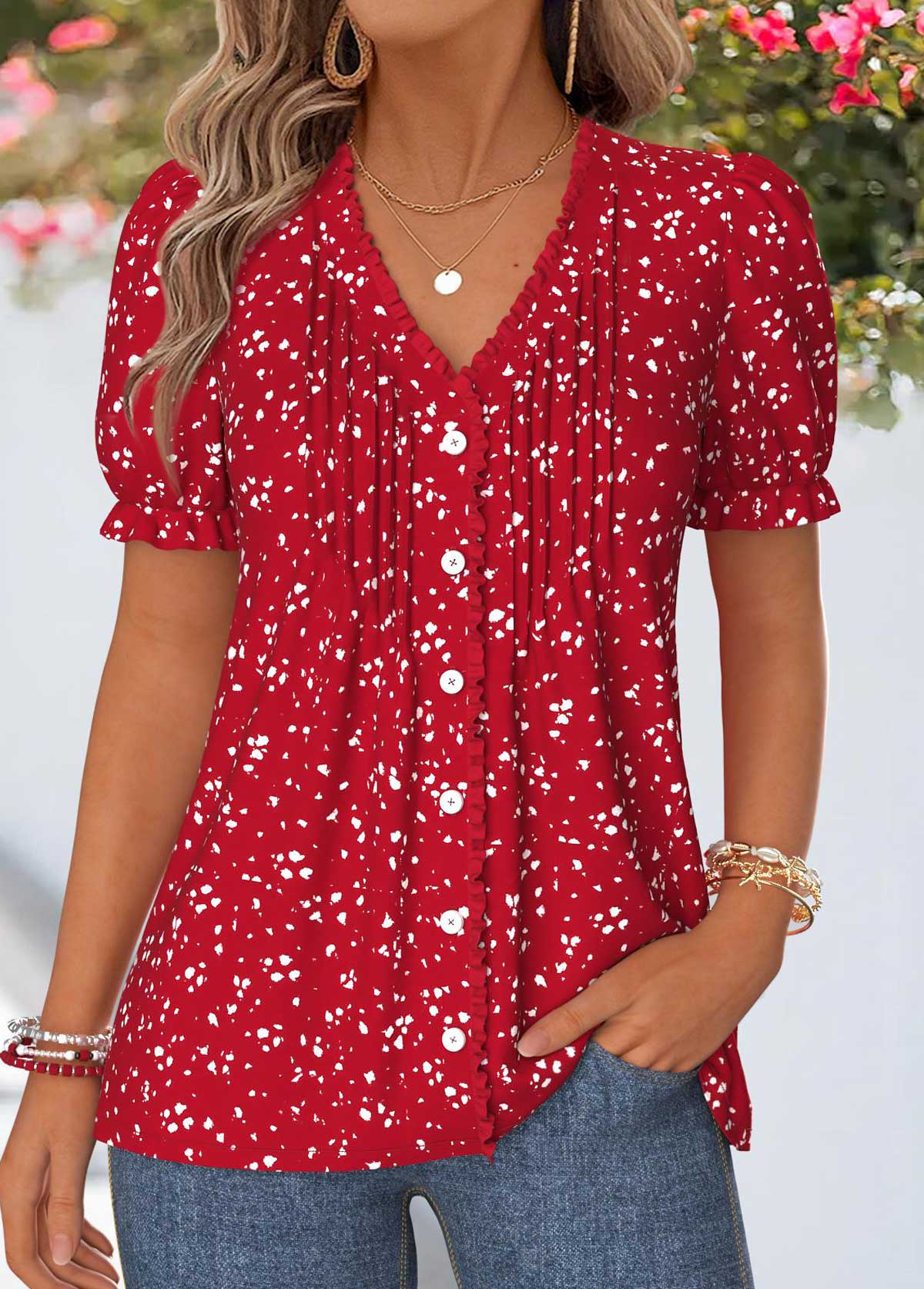 Geometric Print V-Neck T-Shirt – Casual Frill Sleeve Top with Flattering Tummy Coverage for Everyday Wear