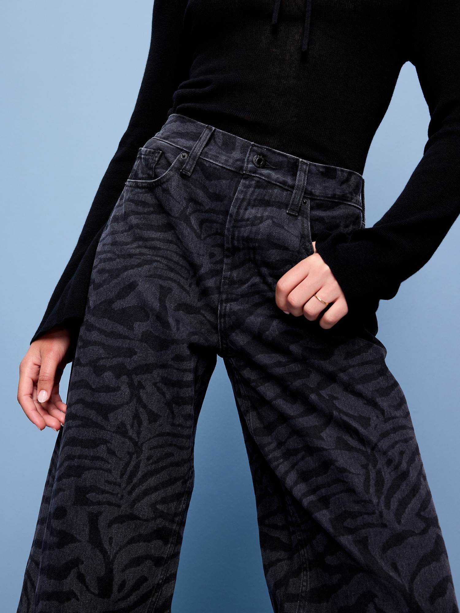 High-Waisted Baggy Wide-Leg Jeans - Black Zebra - image 4