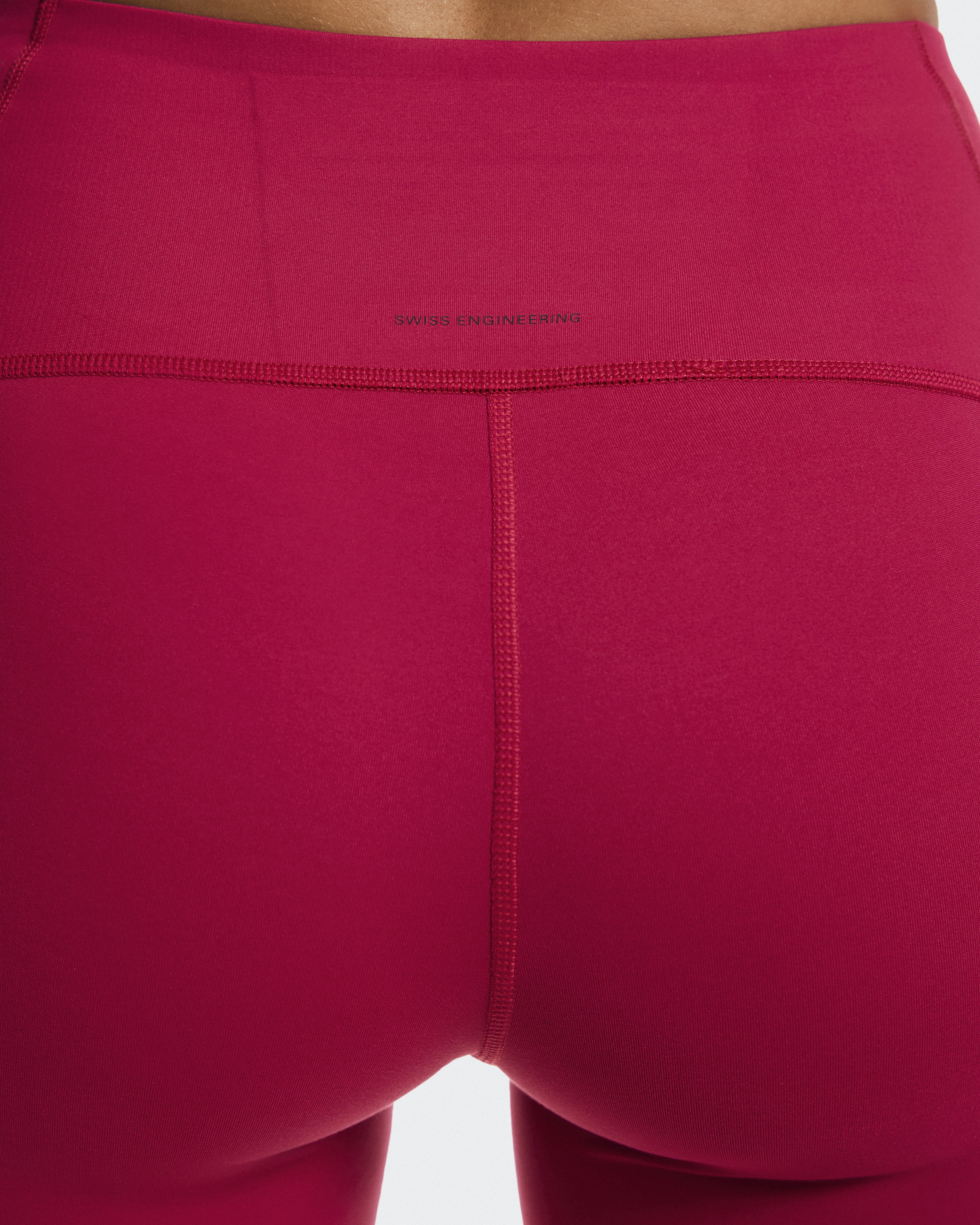 Studio Tights Short - Grenadine