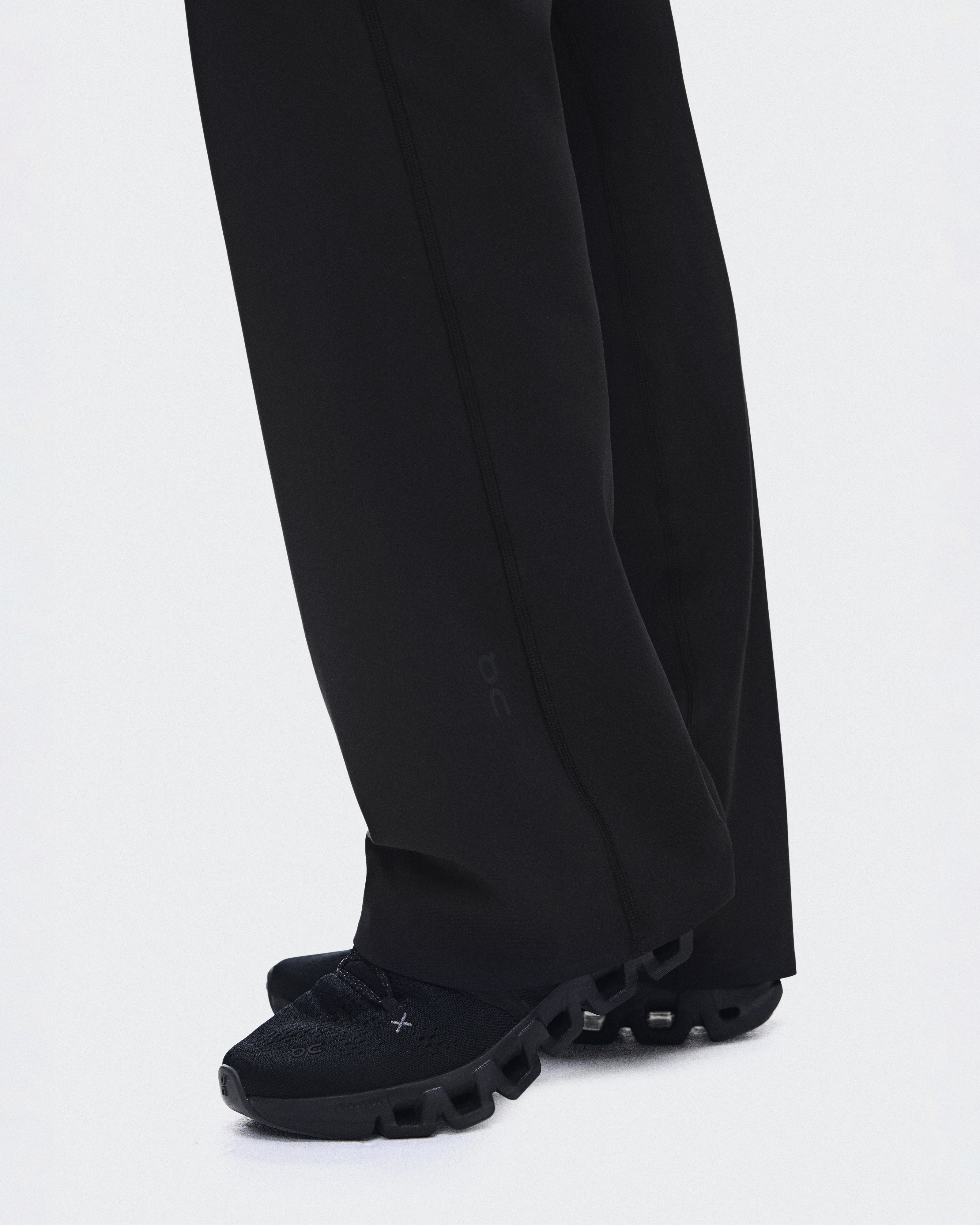 Studio Flared Pants 30" - Black
