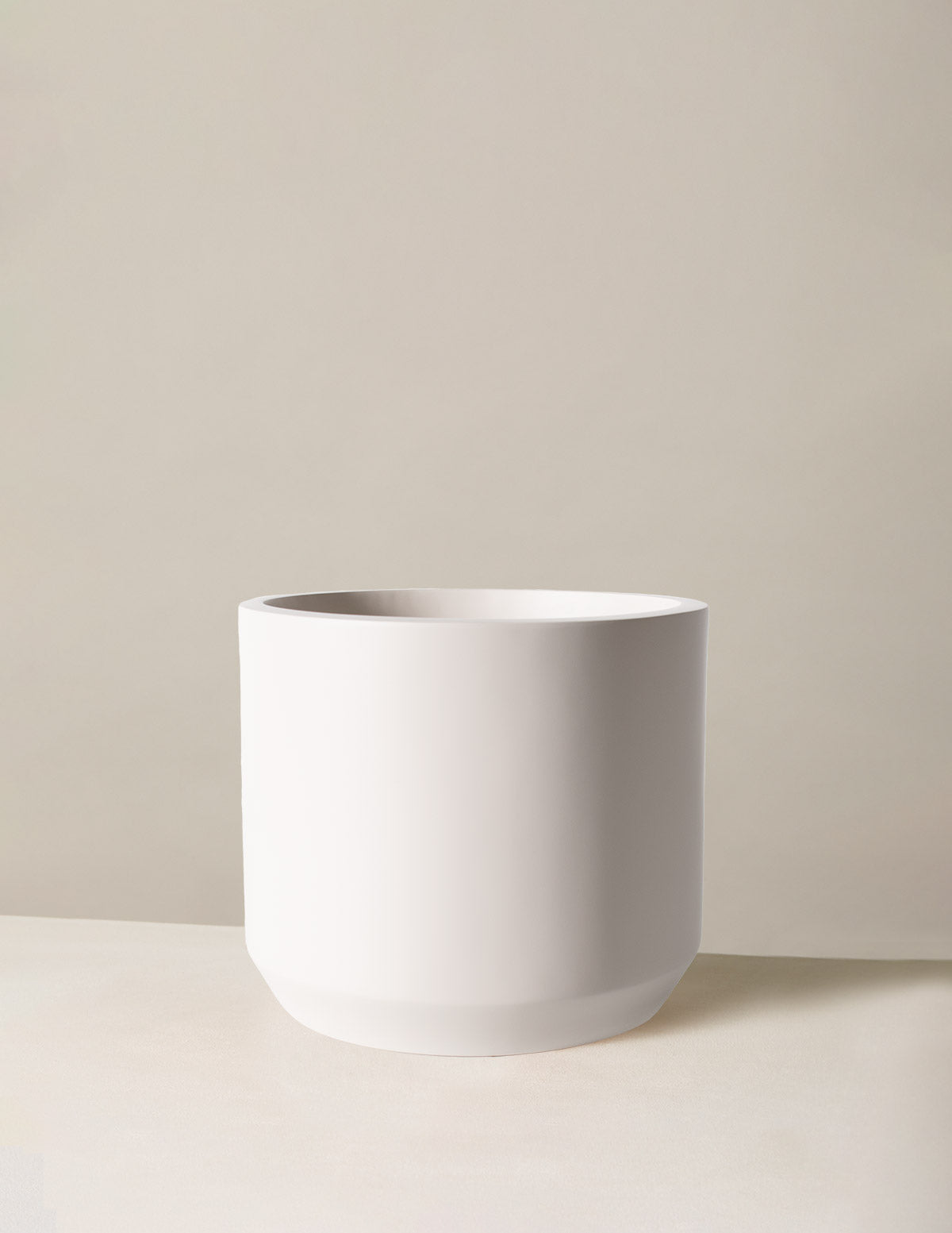 Large Lightweight Fiberglass Planter image 5