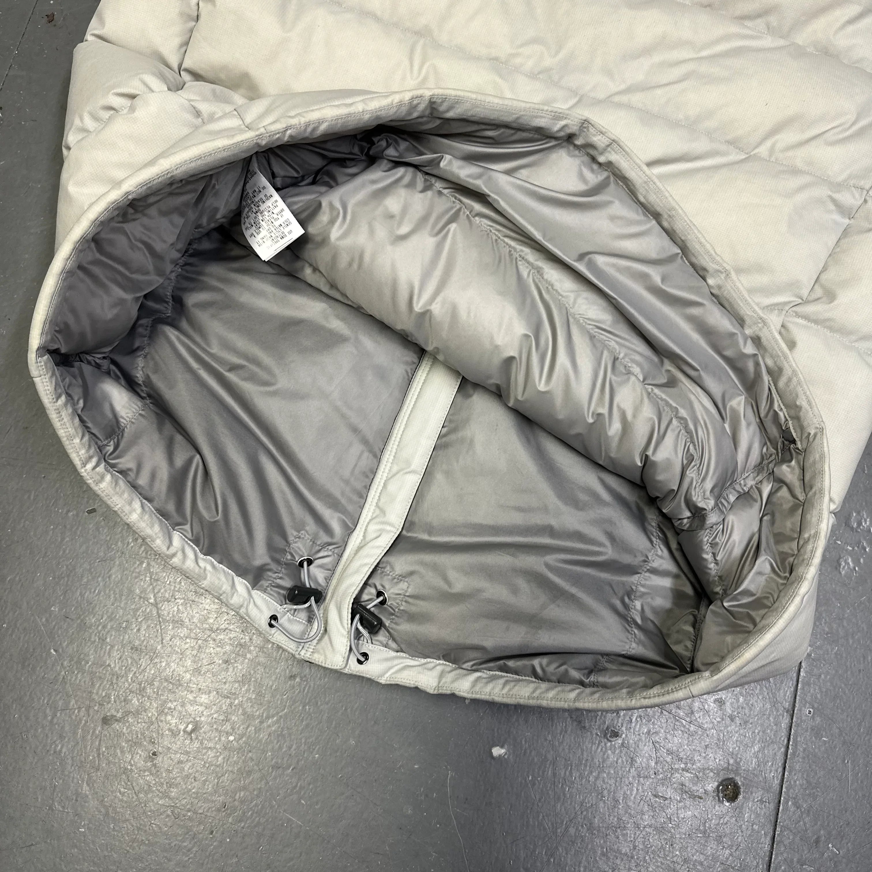 Gore-Tex Down Puffer Jacket In Grey - product image