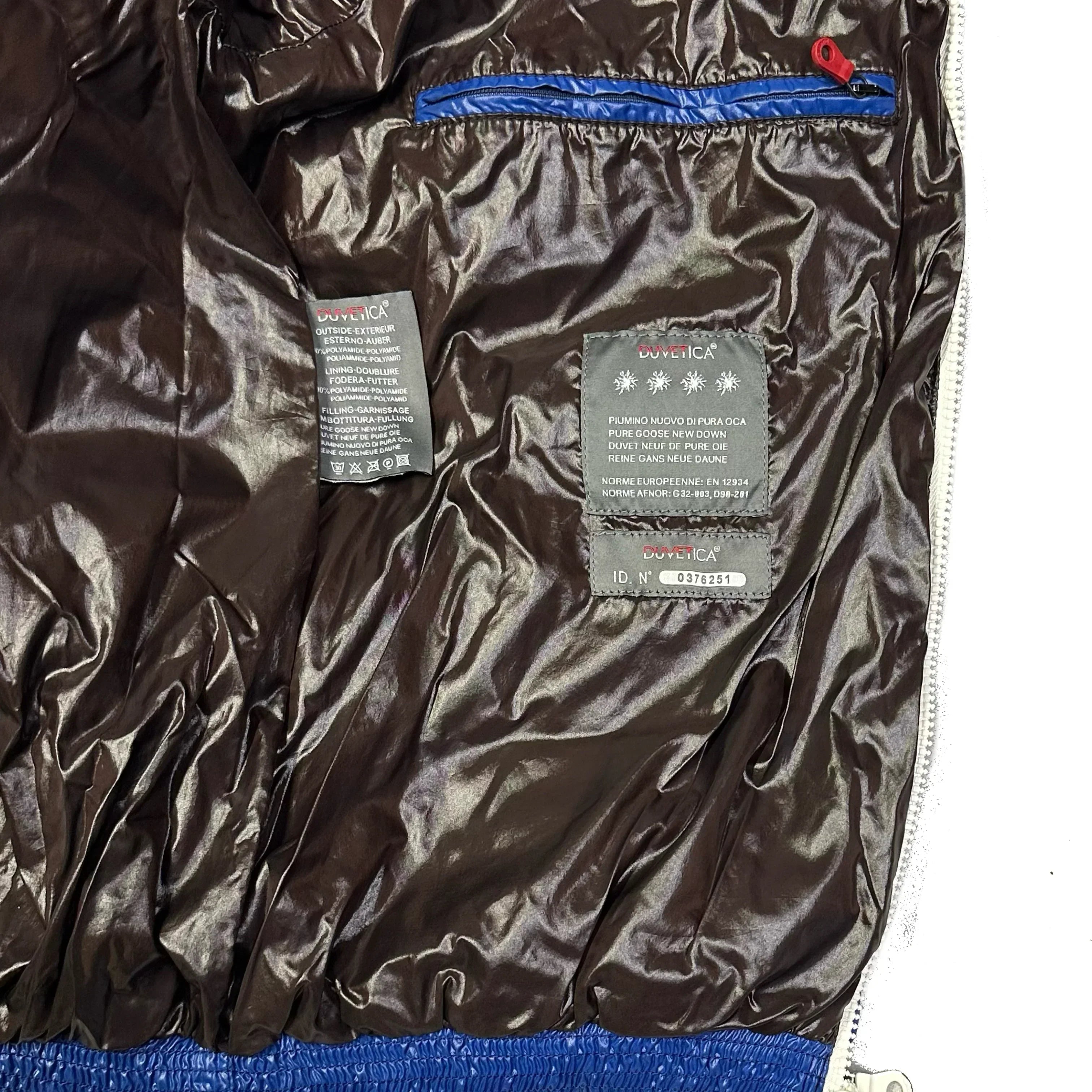 Puffer Jacket In Blue & White - product image