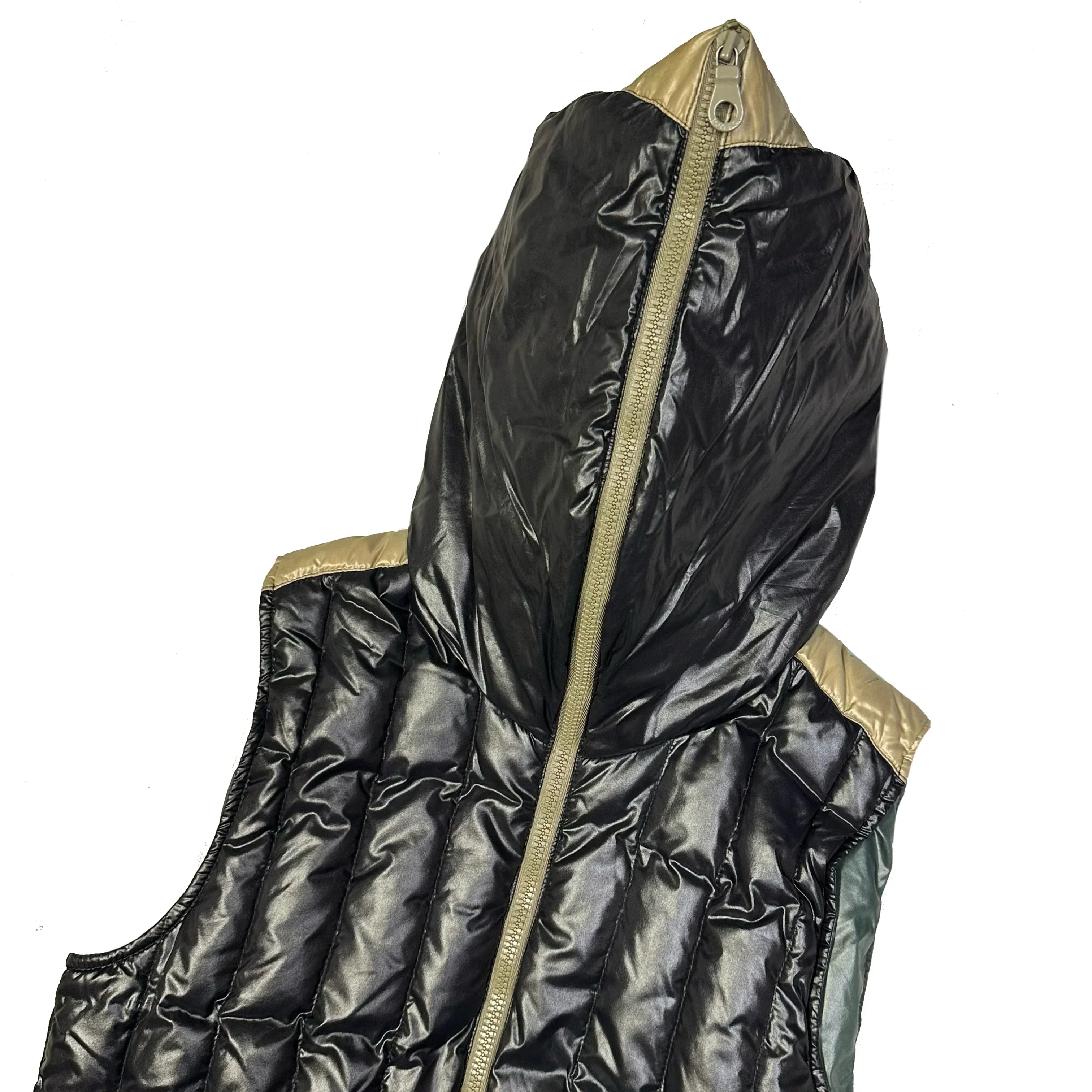 Hooded Puffer Gilet In Black - product image