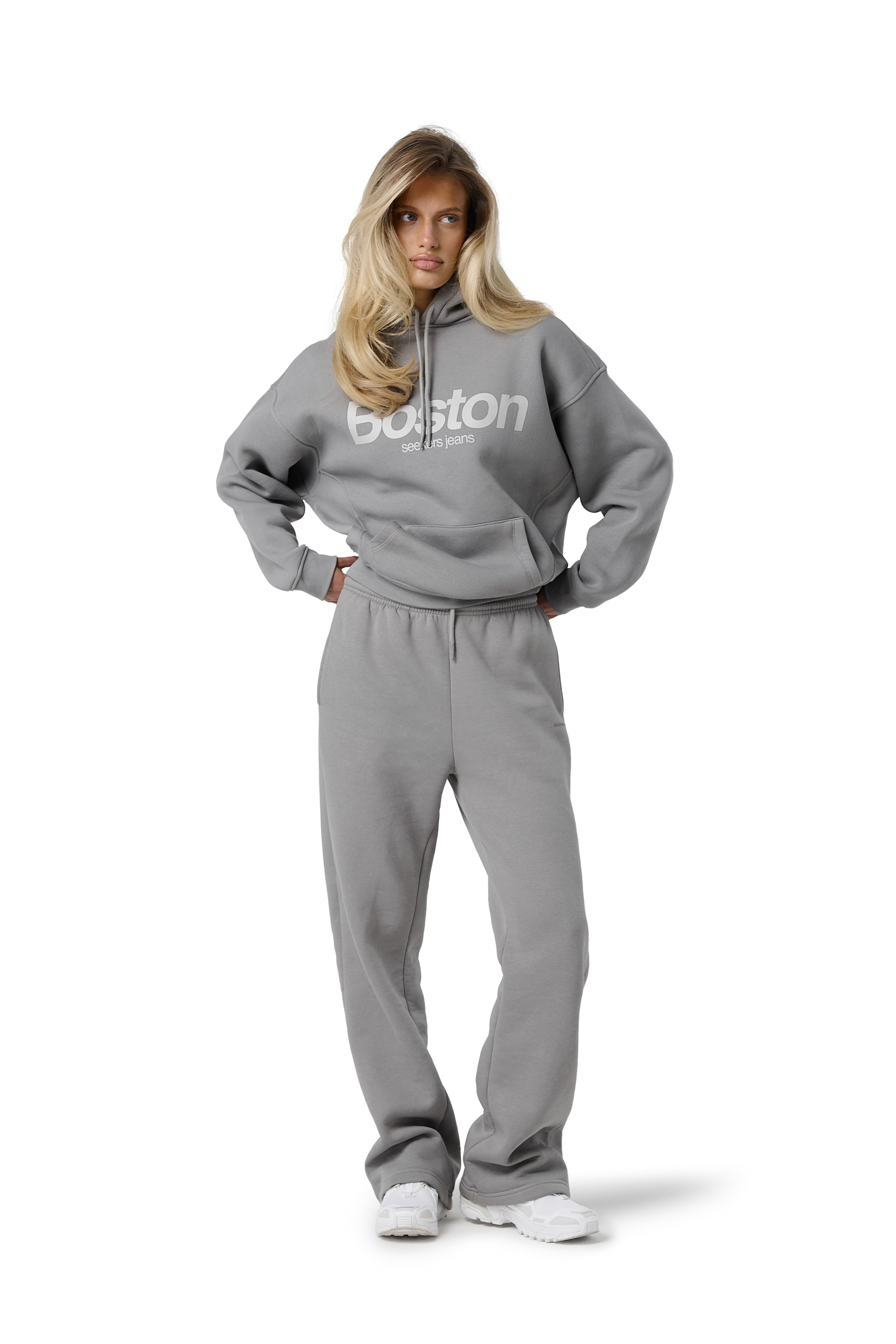 Trademark Wide Leg Sweatpants in Bleeker - image 4