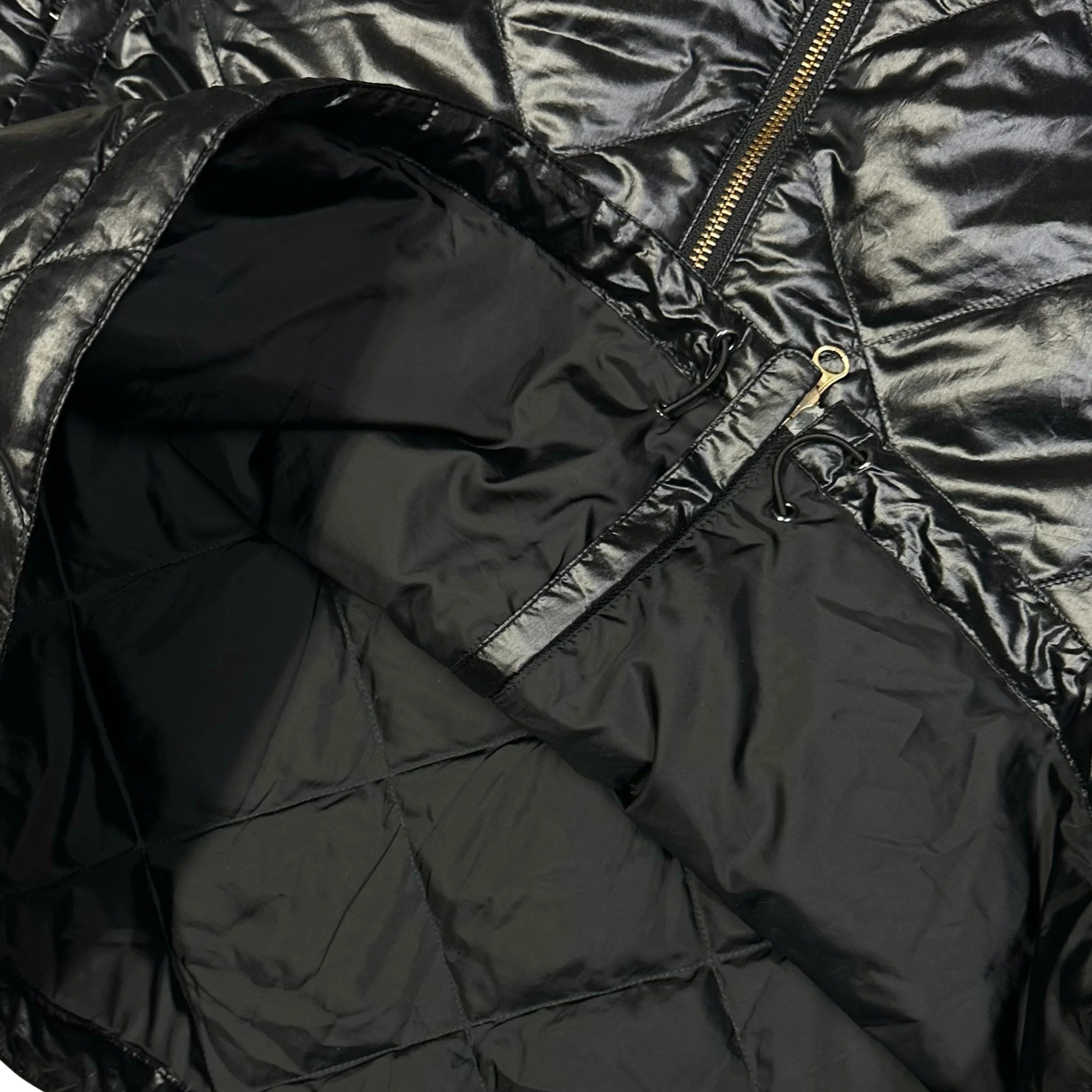 Diamond Stitch Down Puffer Jacket In Black - product image