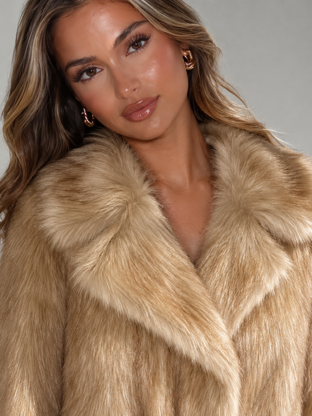 Women's Collared Faux Fur Jacket Beige - product image 6
