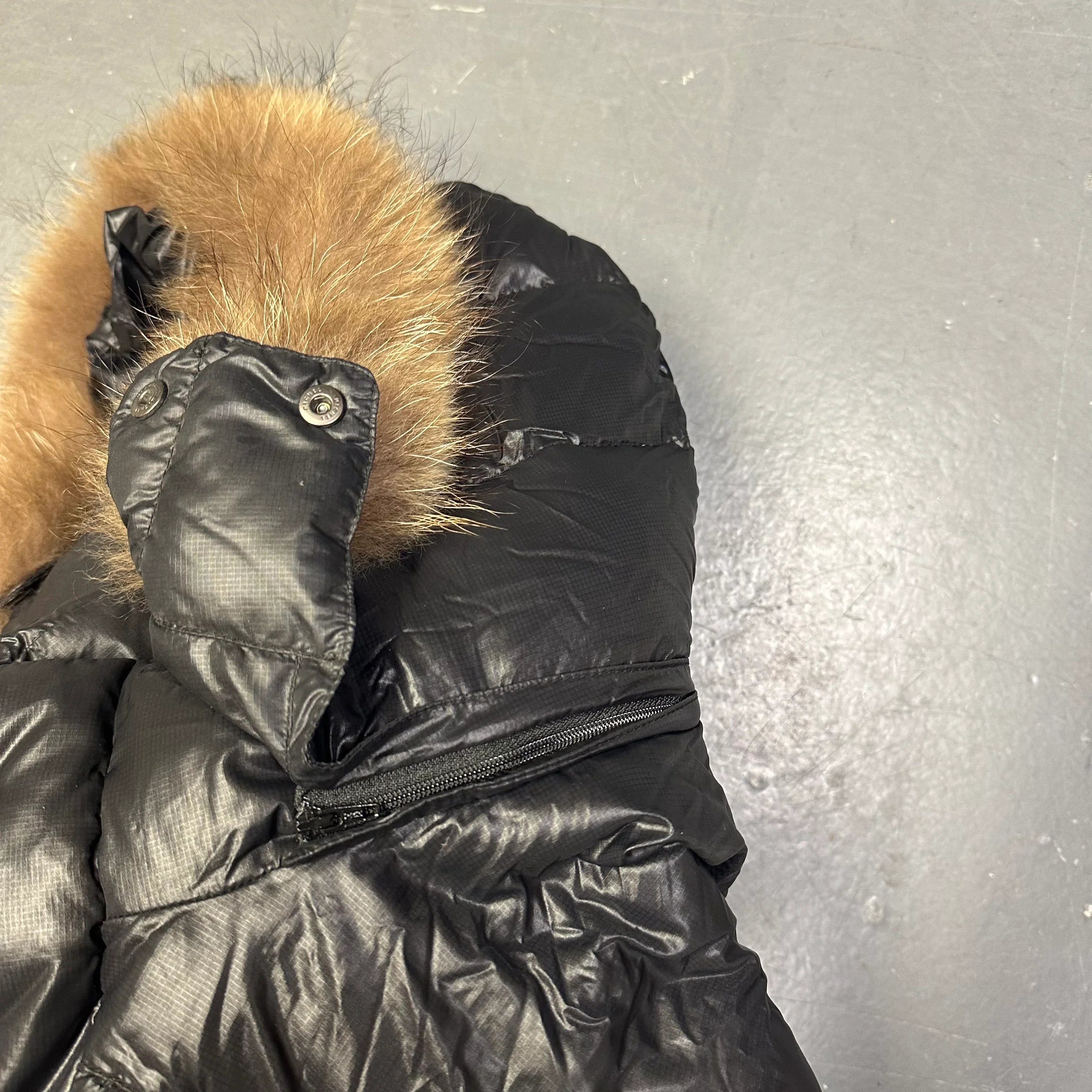 Fur Hood Puffer Jacket In Black - product image