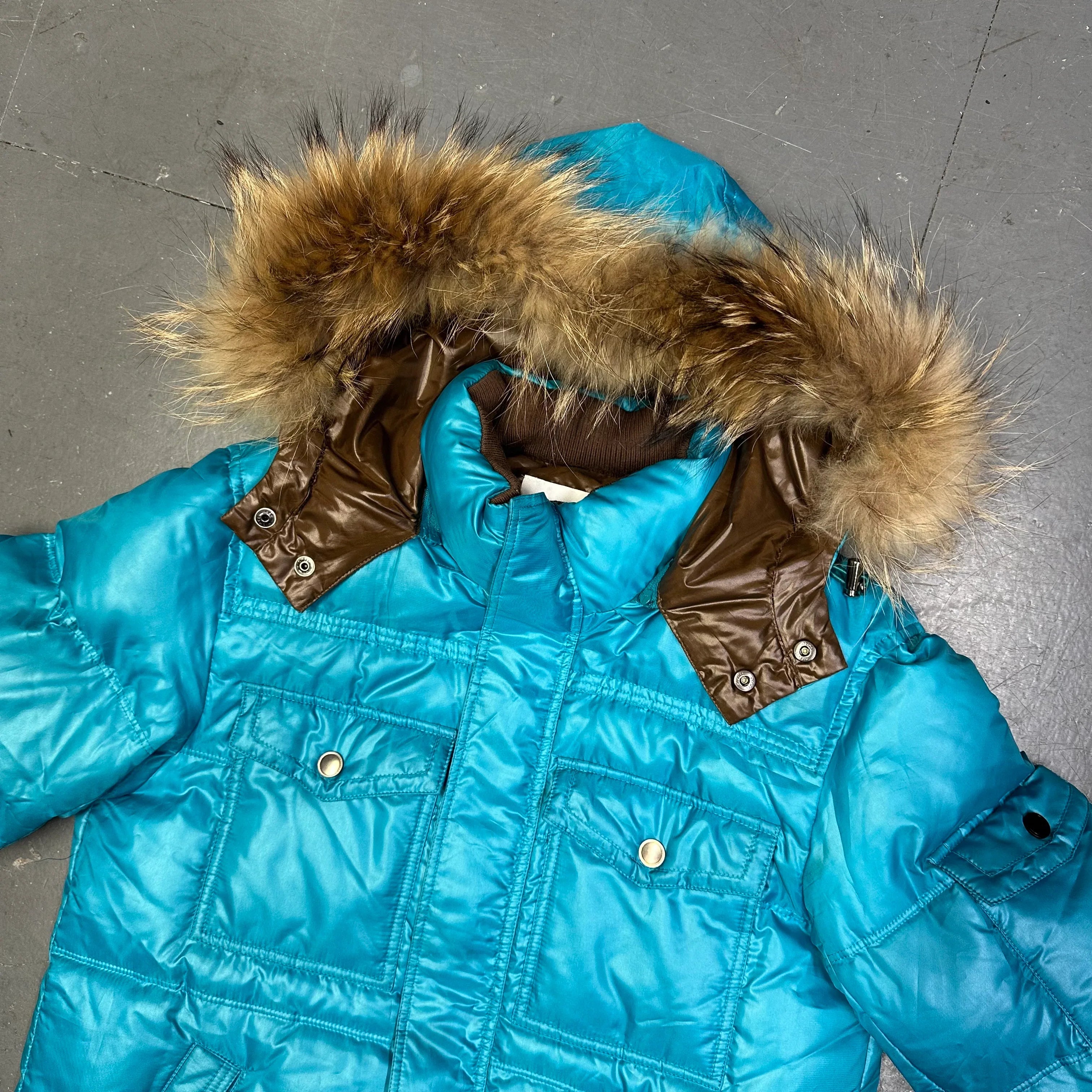 Puffer Jacket With Fur Hood In Blue - product image