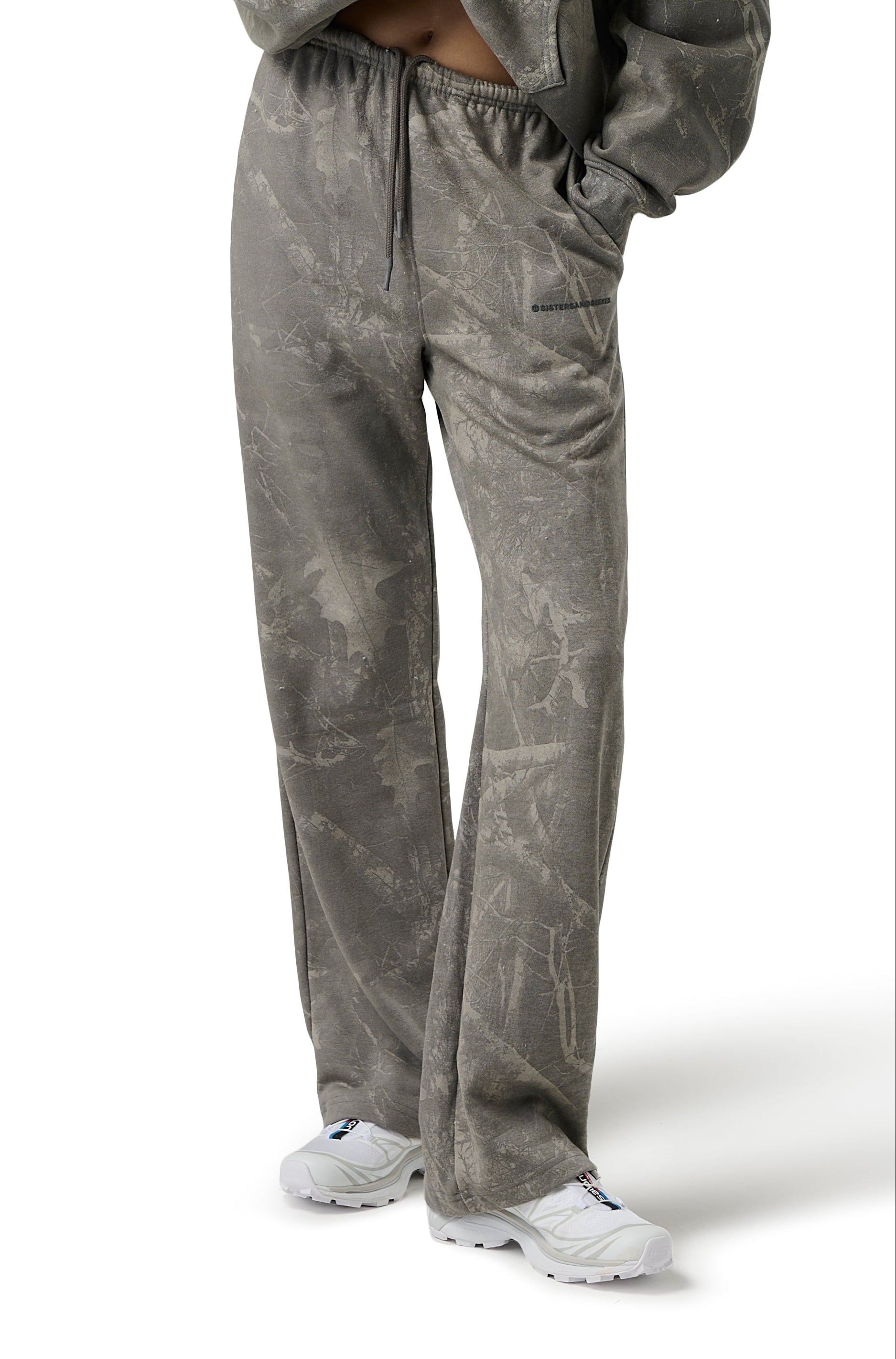 Ranch Wash Wide Leg Sweatpants in Camo
