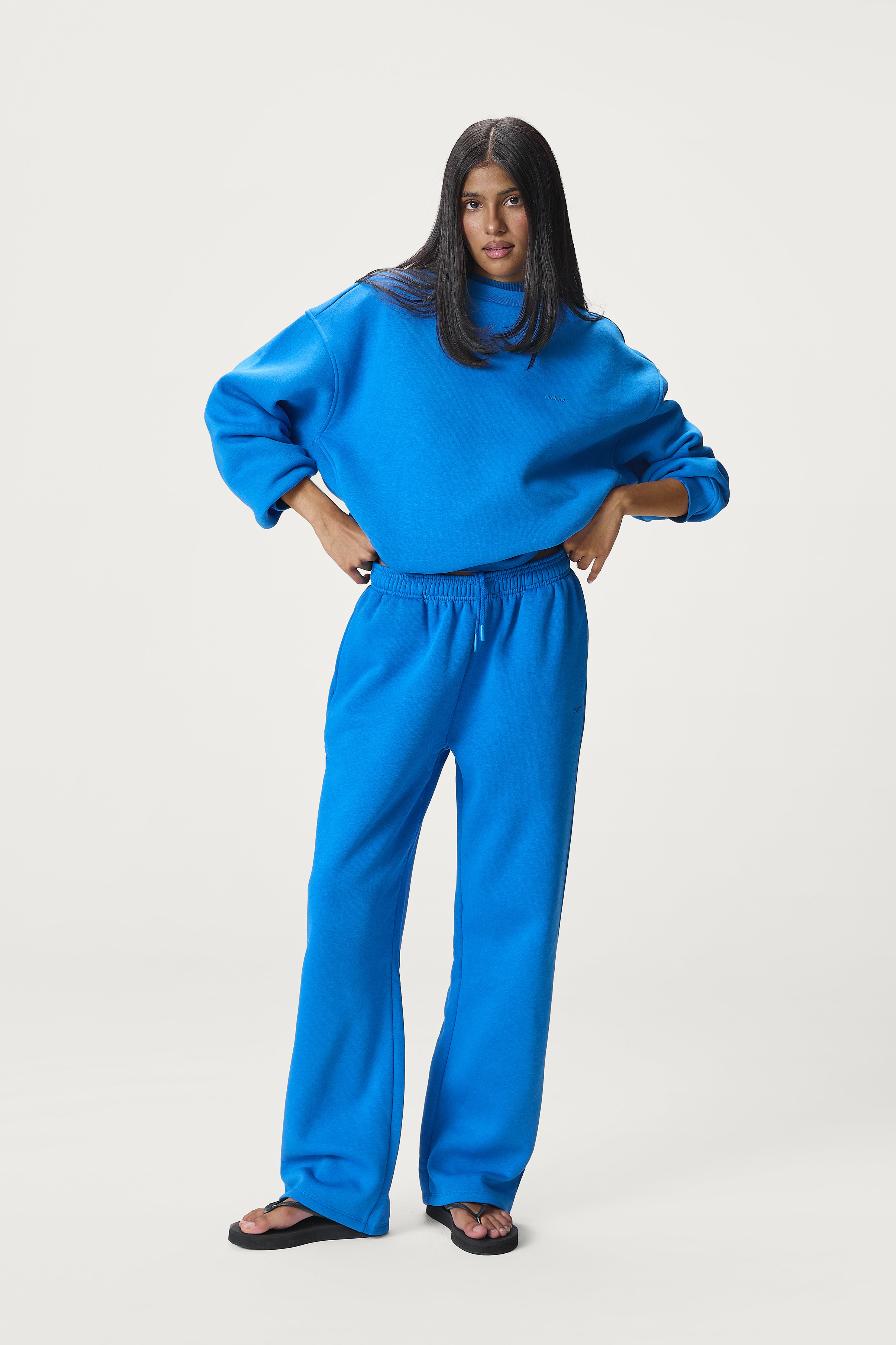 Classic Sweatshirt in Bluebird