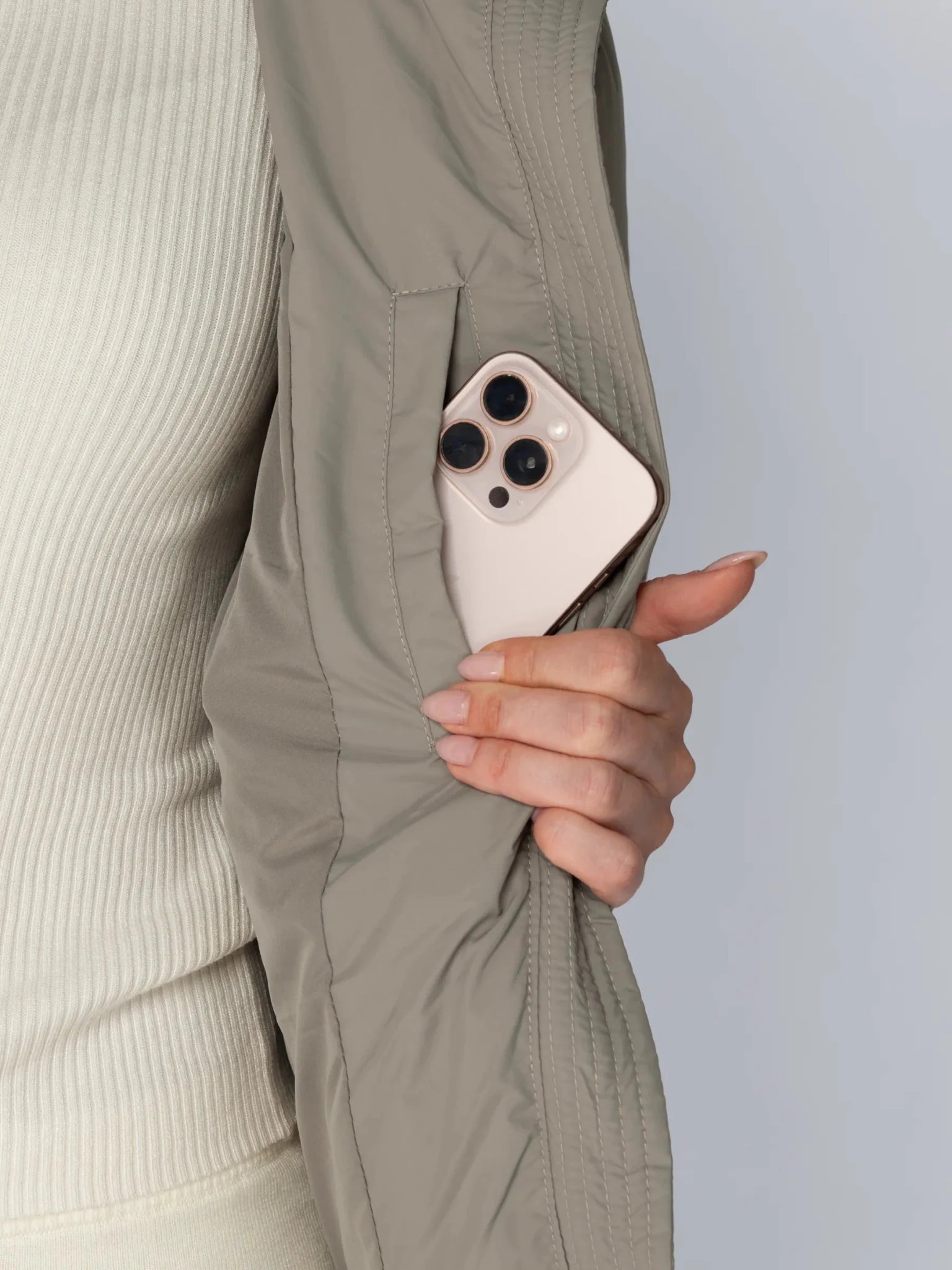 Classic Short Detachable Hooded Puffer Jacket - product image 7
