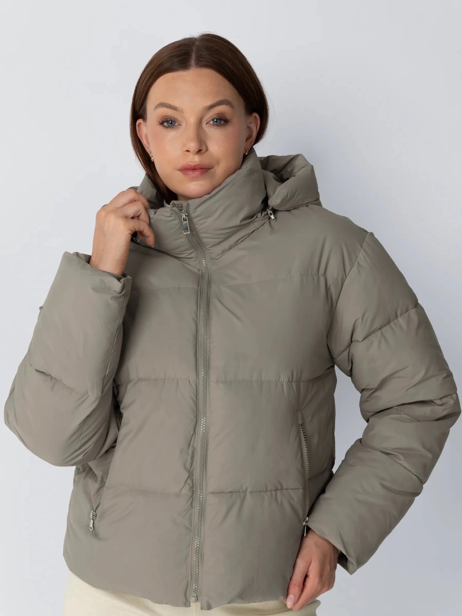 Classic Short Detachable Hooded Puffer Jacket - product image 6