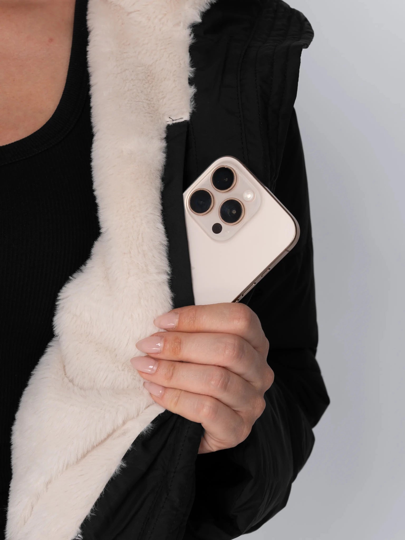 Faux Fur Lined Detachable Hooded Short Puffer Jacket - product image 7