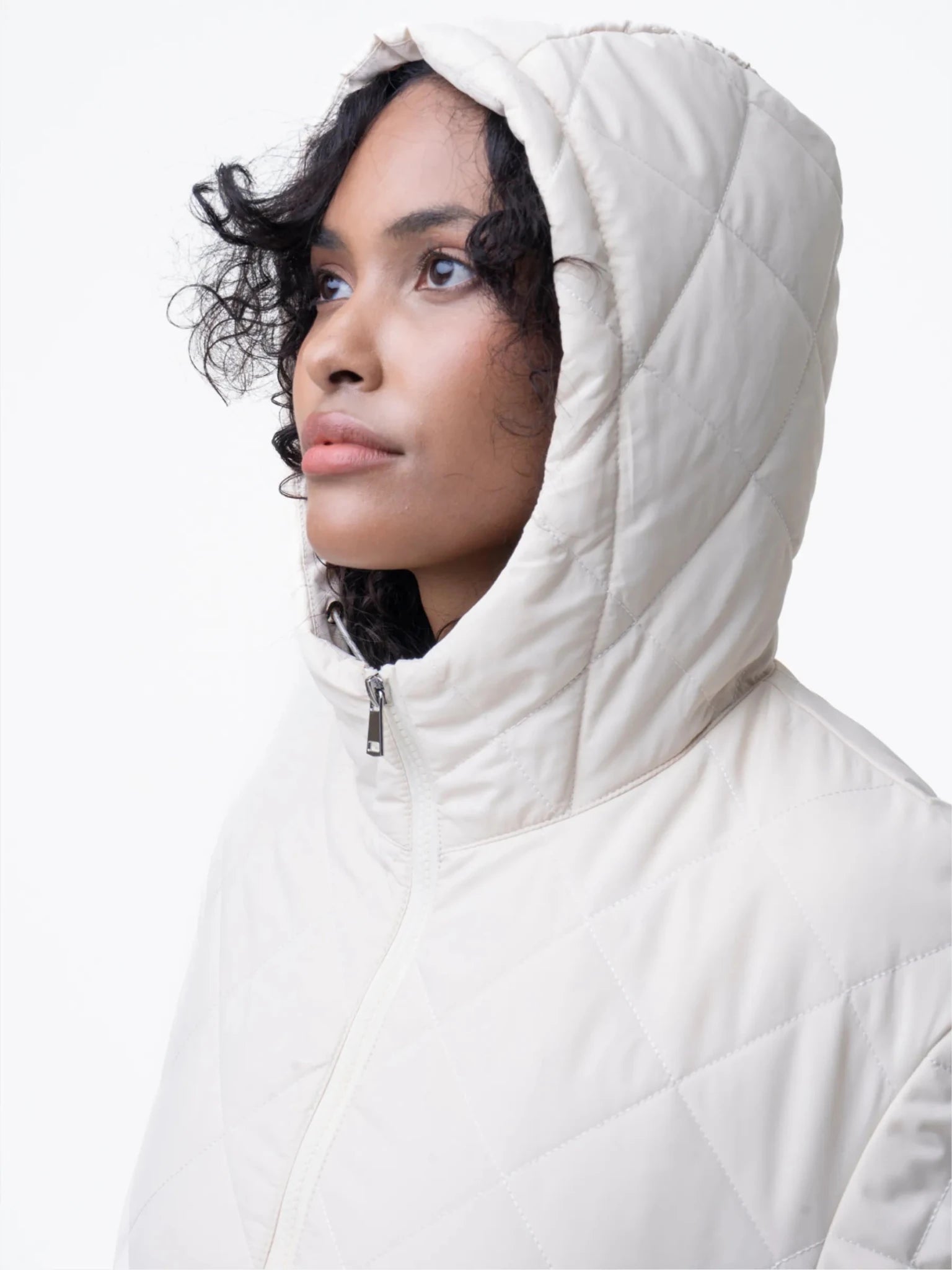 Short Diamond Quilted Jacket - product image 4