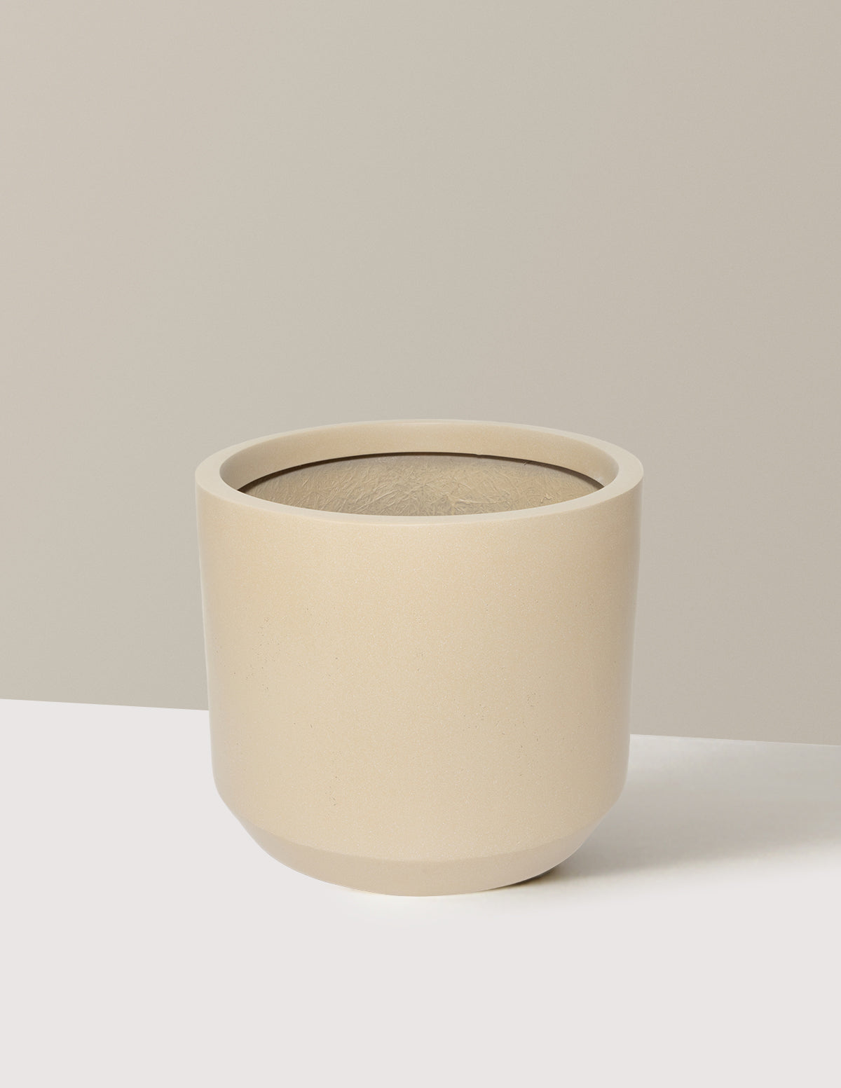 Large Lightweight Fiberglass Planter image 1