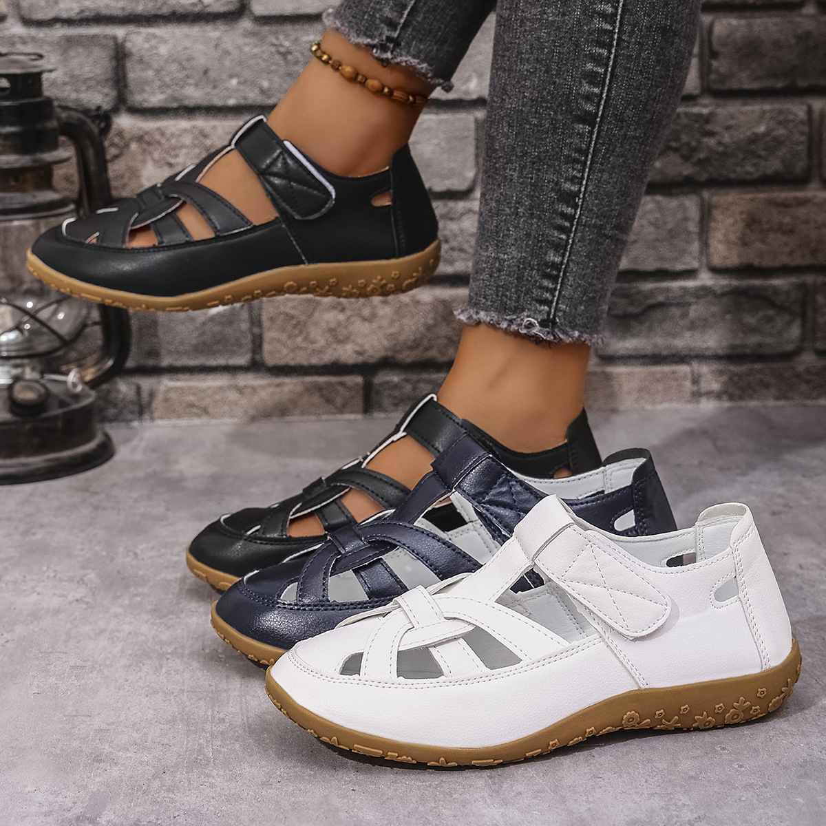 New Women's Hollow-Out Orthopedic Sandals
