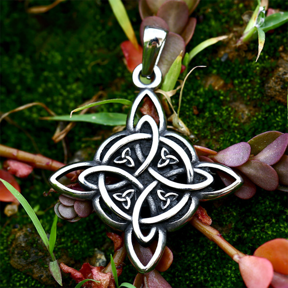 Norse Celtic Witch's Knot Hollow Pendant | Quadruple Triquetra Amulet, 316L Stainless Steel Unisex Protection Necklace
