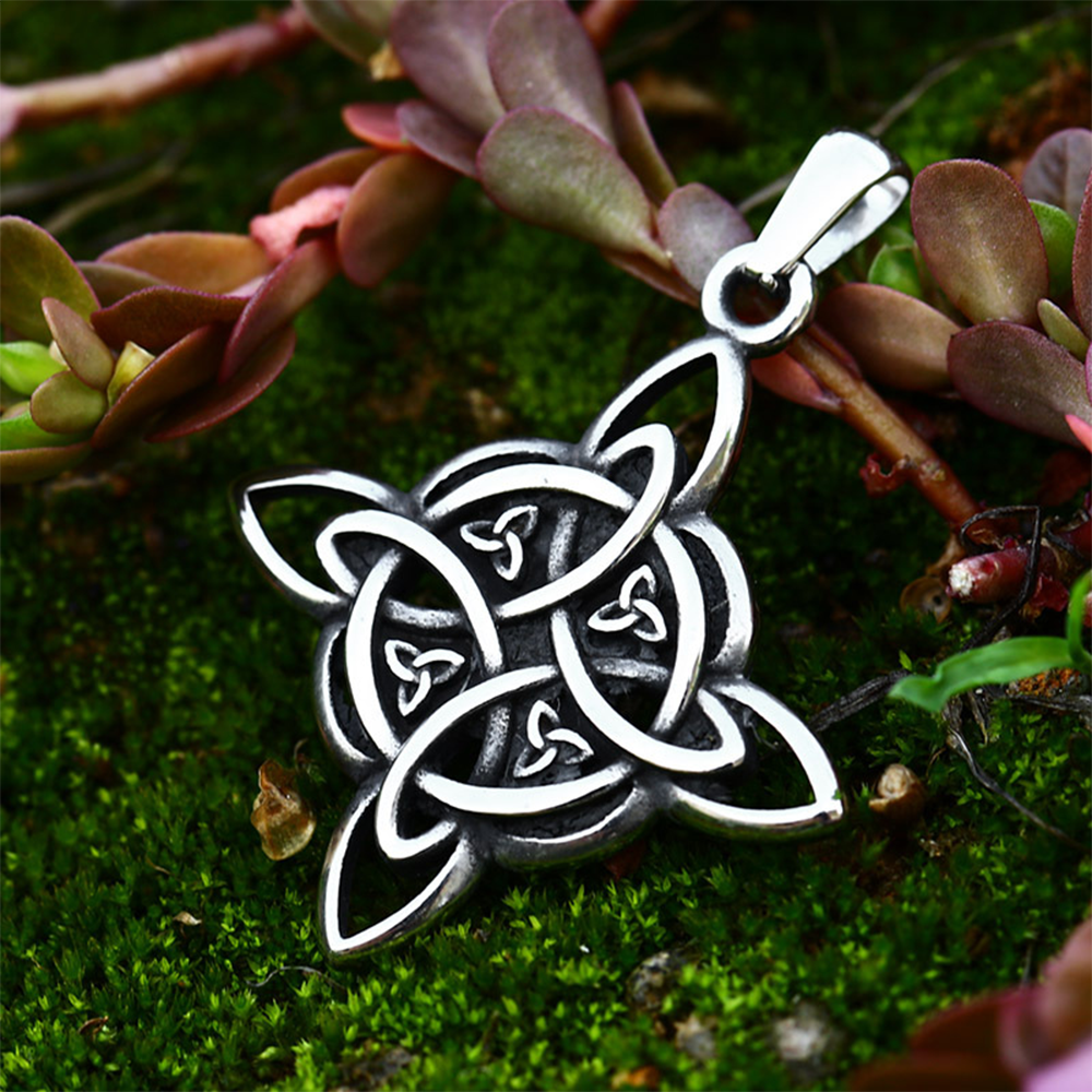 Norse Celtic Witch's Knot Hollow Pendant | Quadruple Triquetra Amulet, 316L Stainless Steel Unisex Protection Necklace